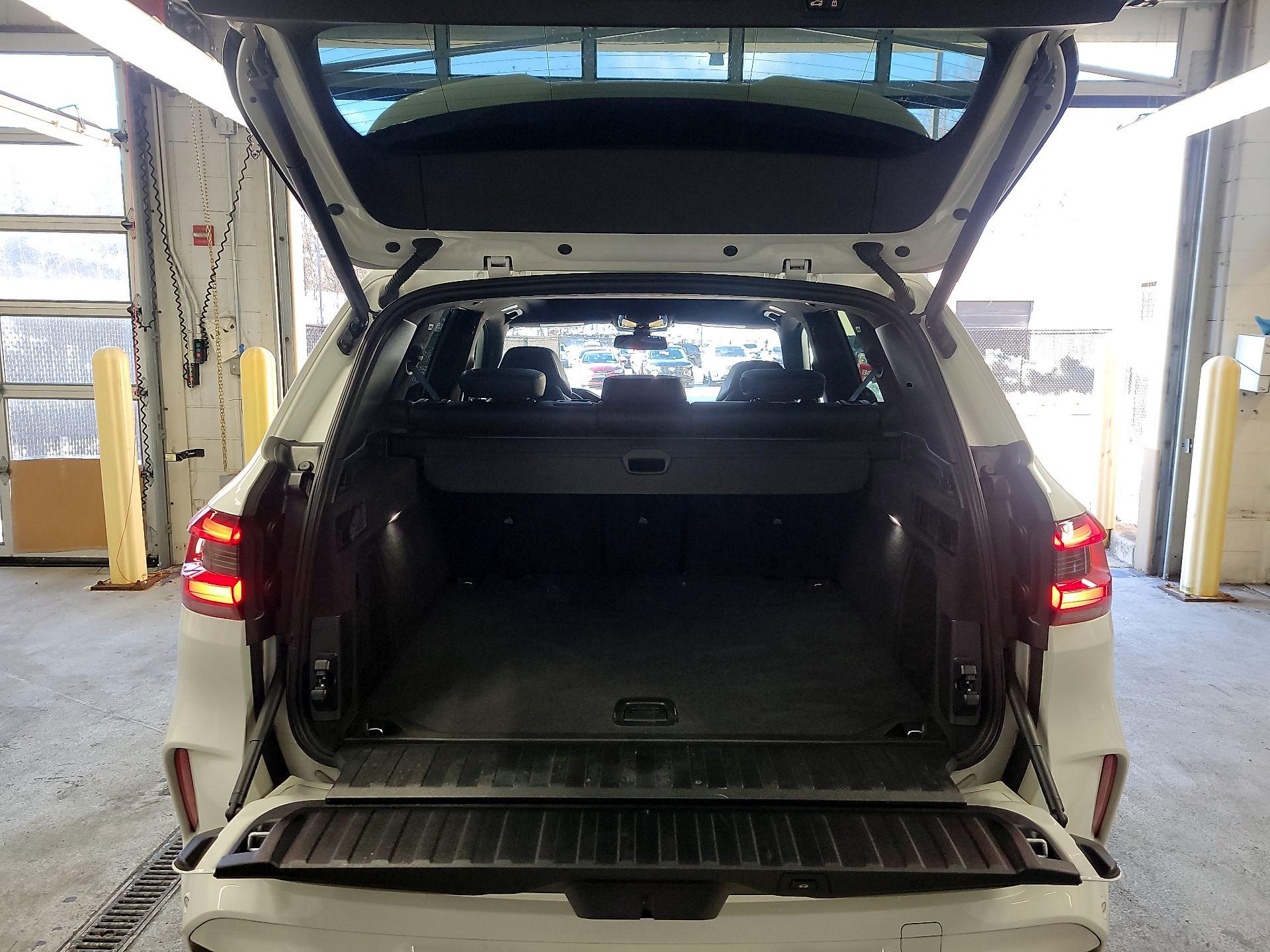 Thumbnail: 2023 BMW X5 - 20