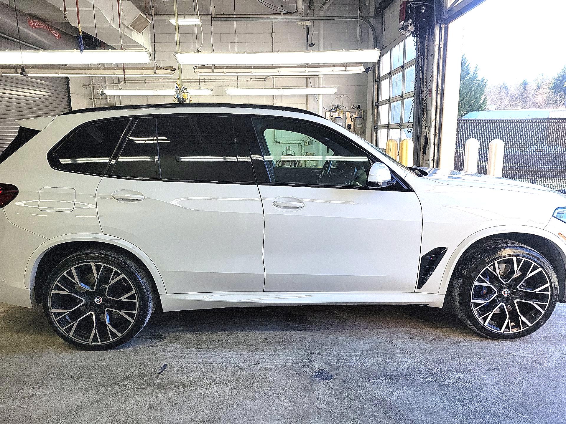 Thumbnail: 2023 BMW X5 - 4