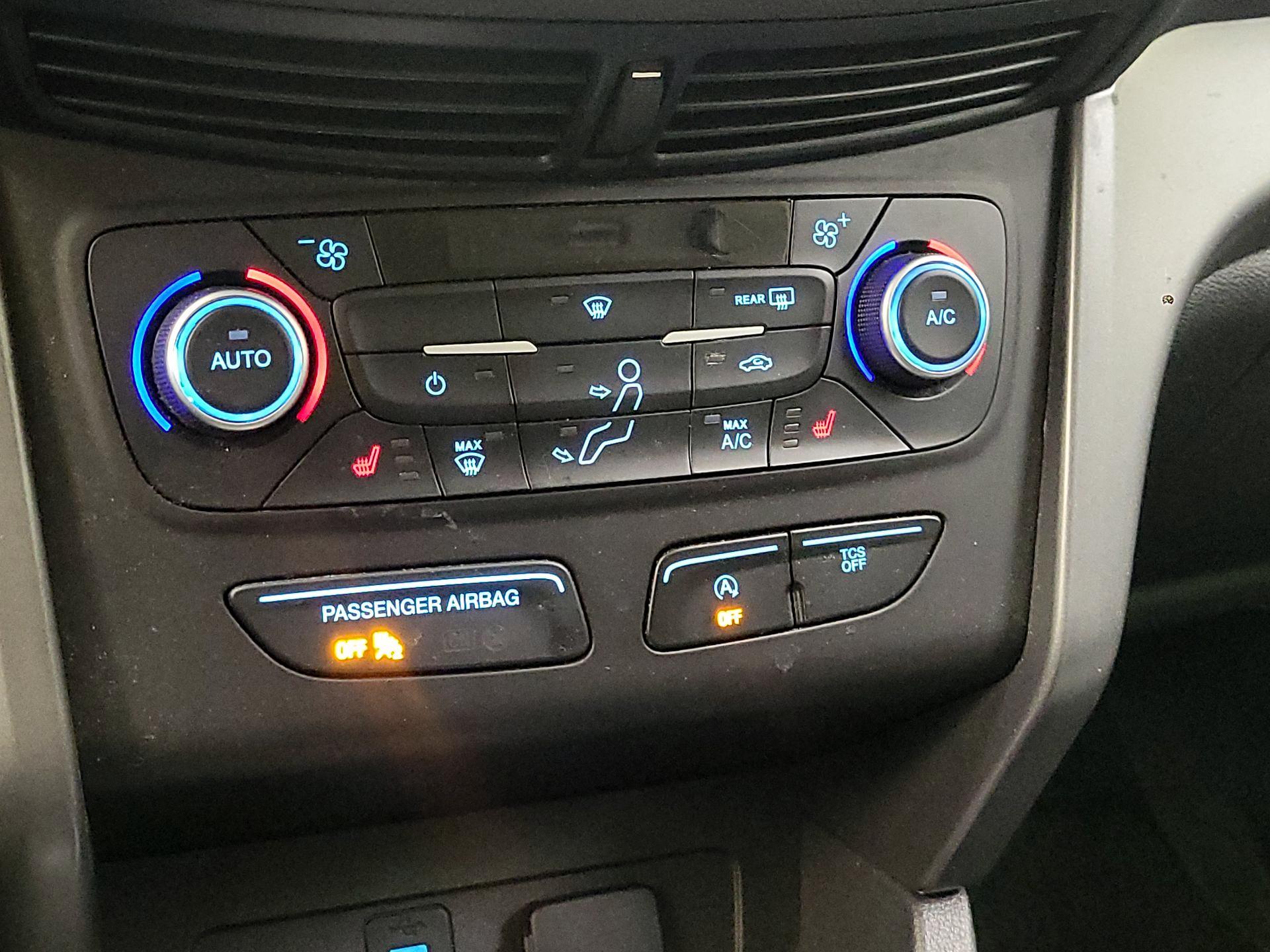 Thumbnail: 2018 Ford Escape - 16