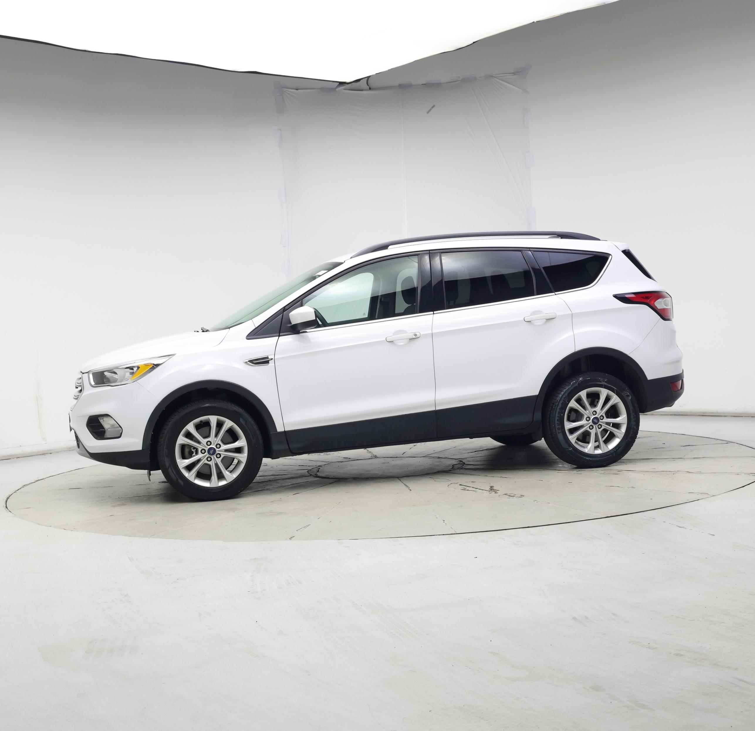 Thumbnail: 2018 Ford Escape - 3