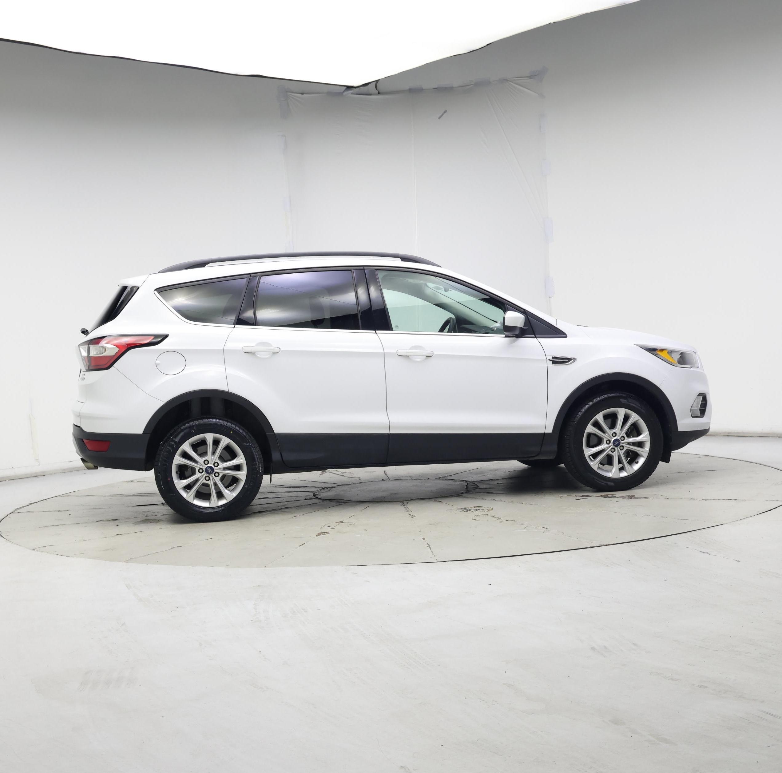 Thumbnail: 2018 Ford Escape - 7