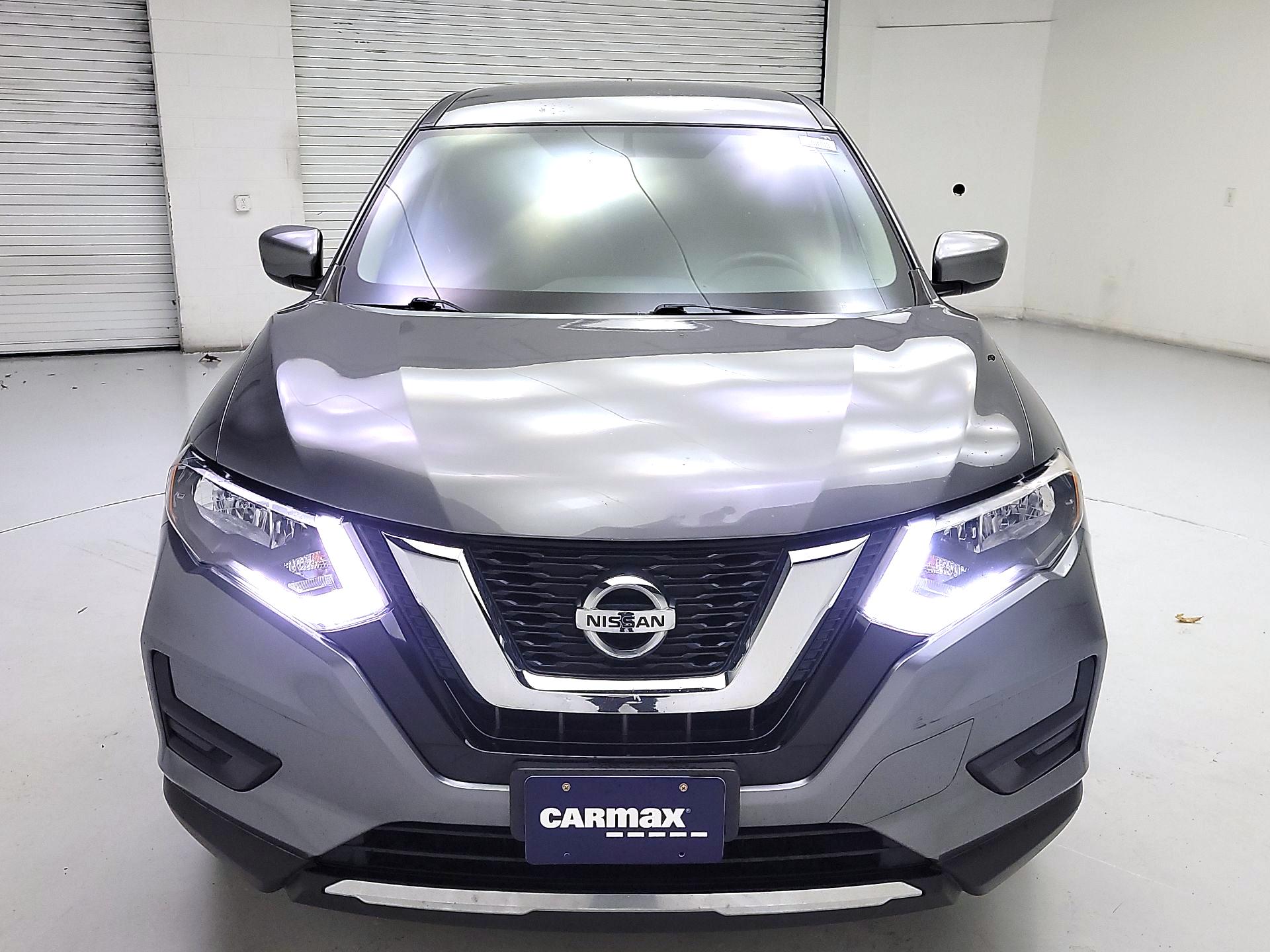 Thumbnail: 2017 Nissan Rogue - 2