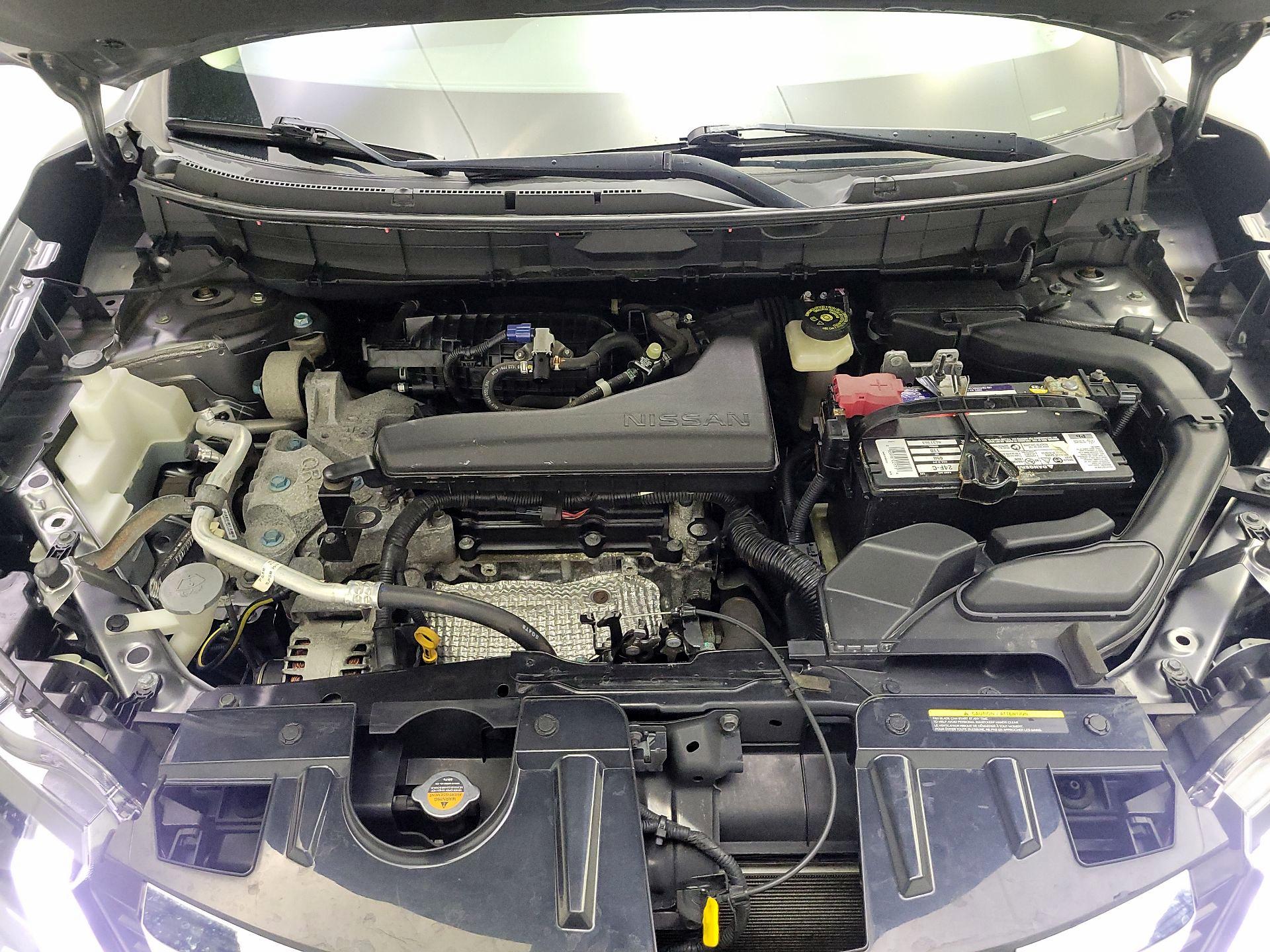 Thumbnail: 2017 Nissan Rogue - 19