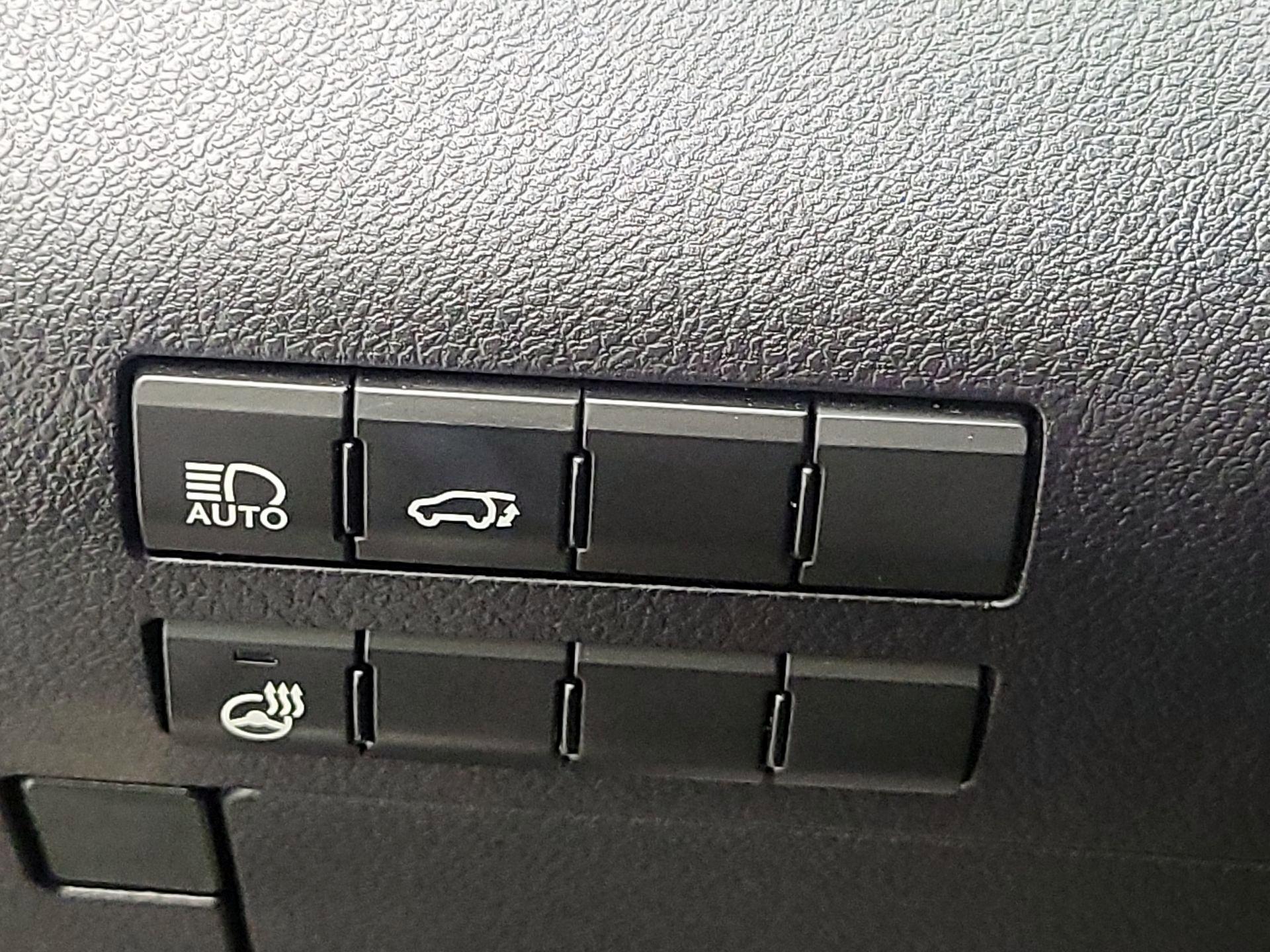 Thumbnail: 2020 Lexus RX - 11