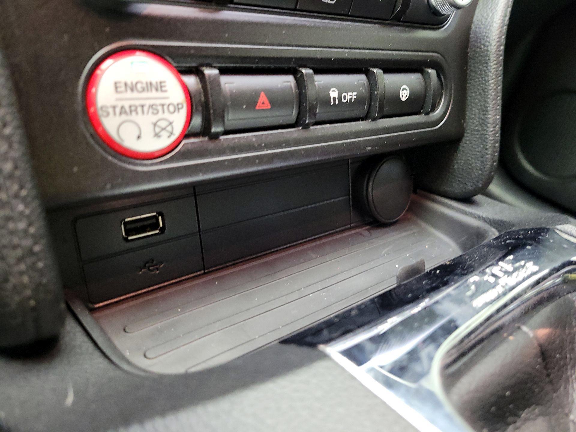 Thumbnail: 2015 Ford Mustang - 18