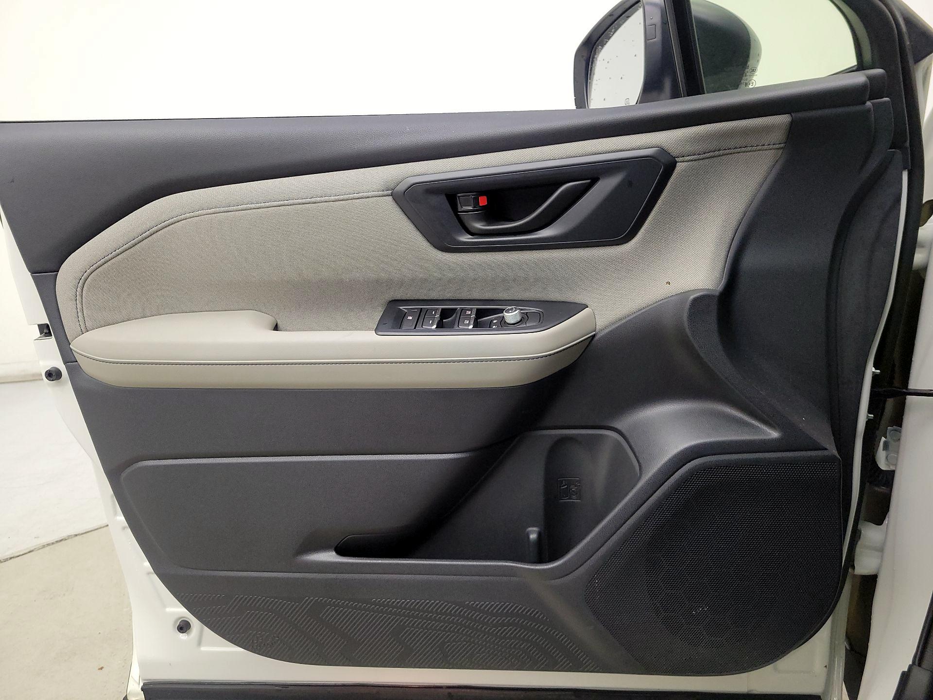 Thumbnail: 2025 Subaru Forester - 12