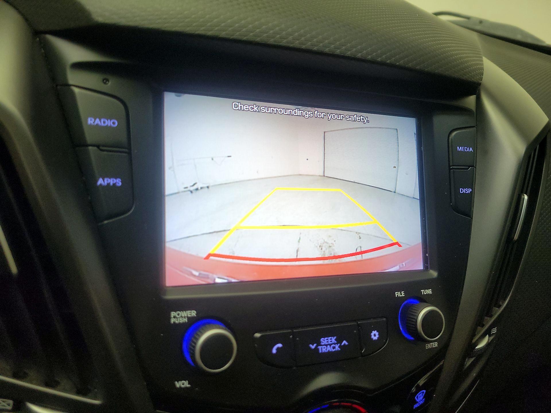 Thumbnail: 2017 Hyundai Veloster - 14