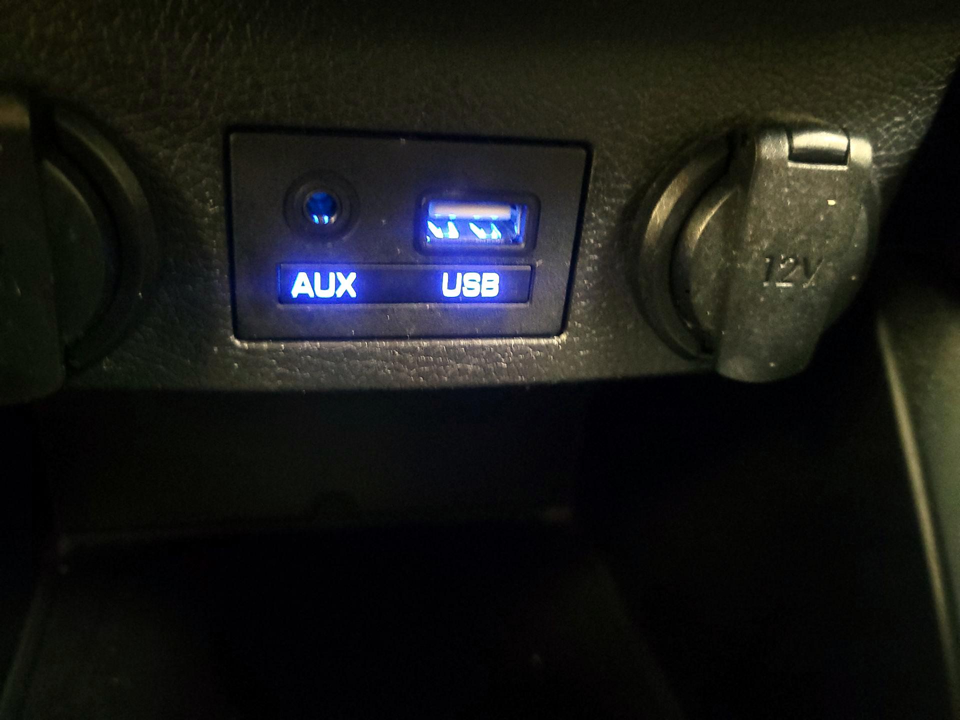 Thumbnail: 2017 Hyundai Veloster - 18