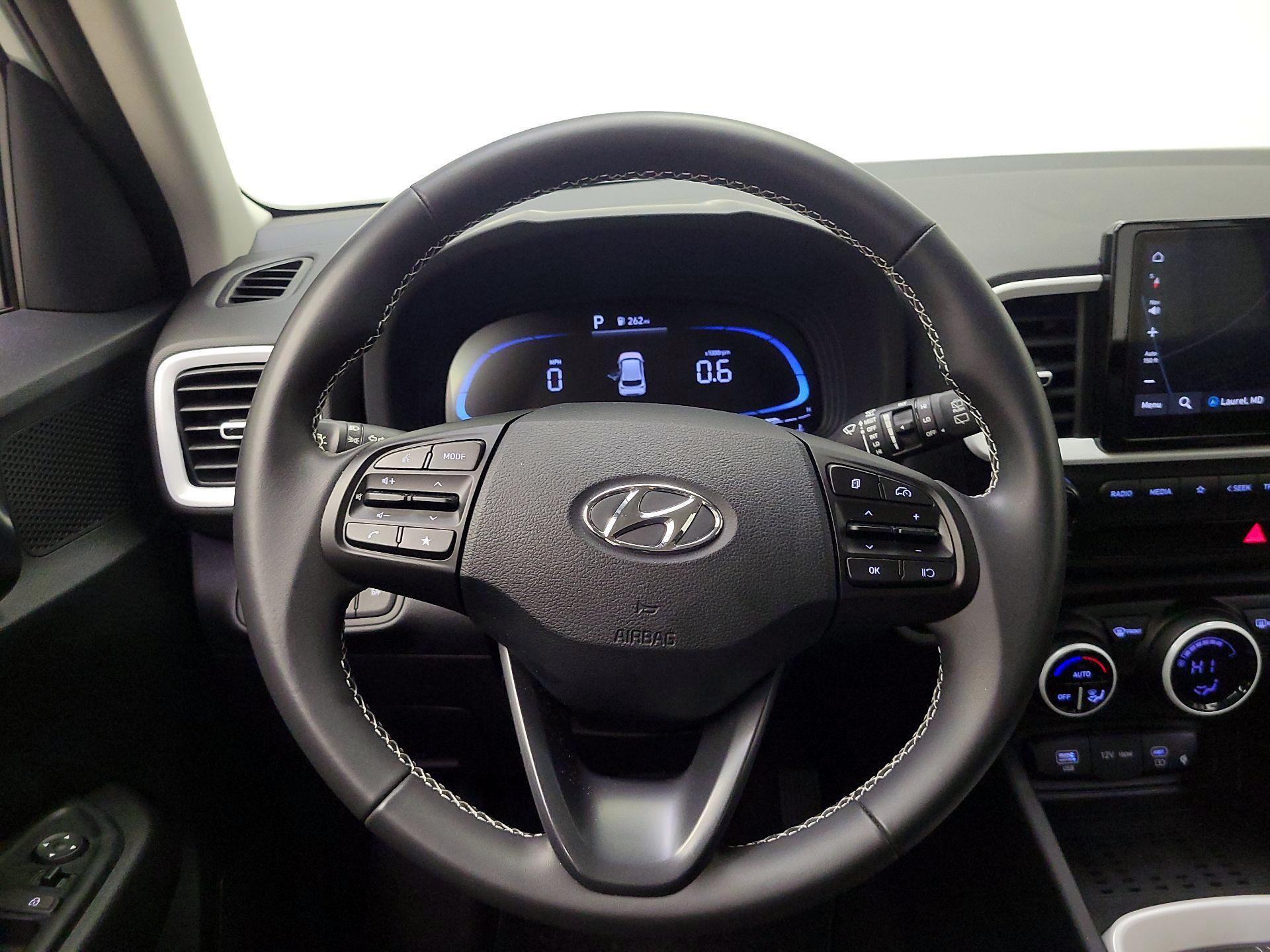 Thumbnail: 2025 Hyundai Venue - 10