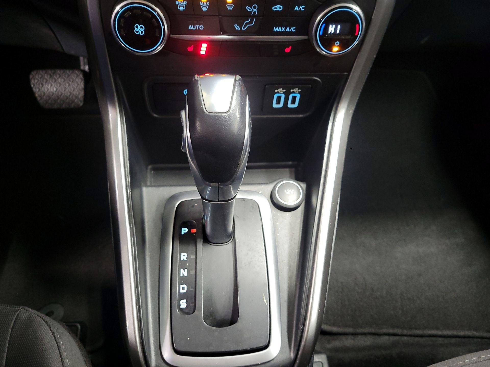 Thumbnail: 2021 Ford EcoSport - 17