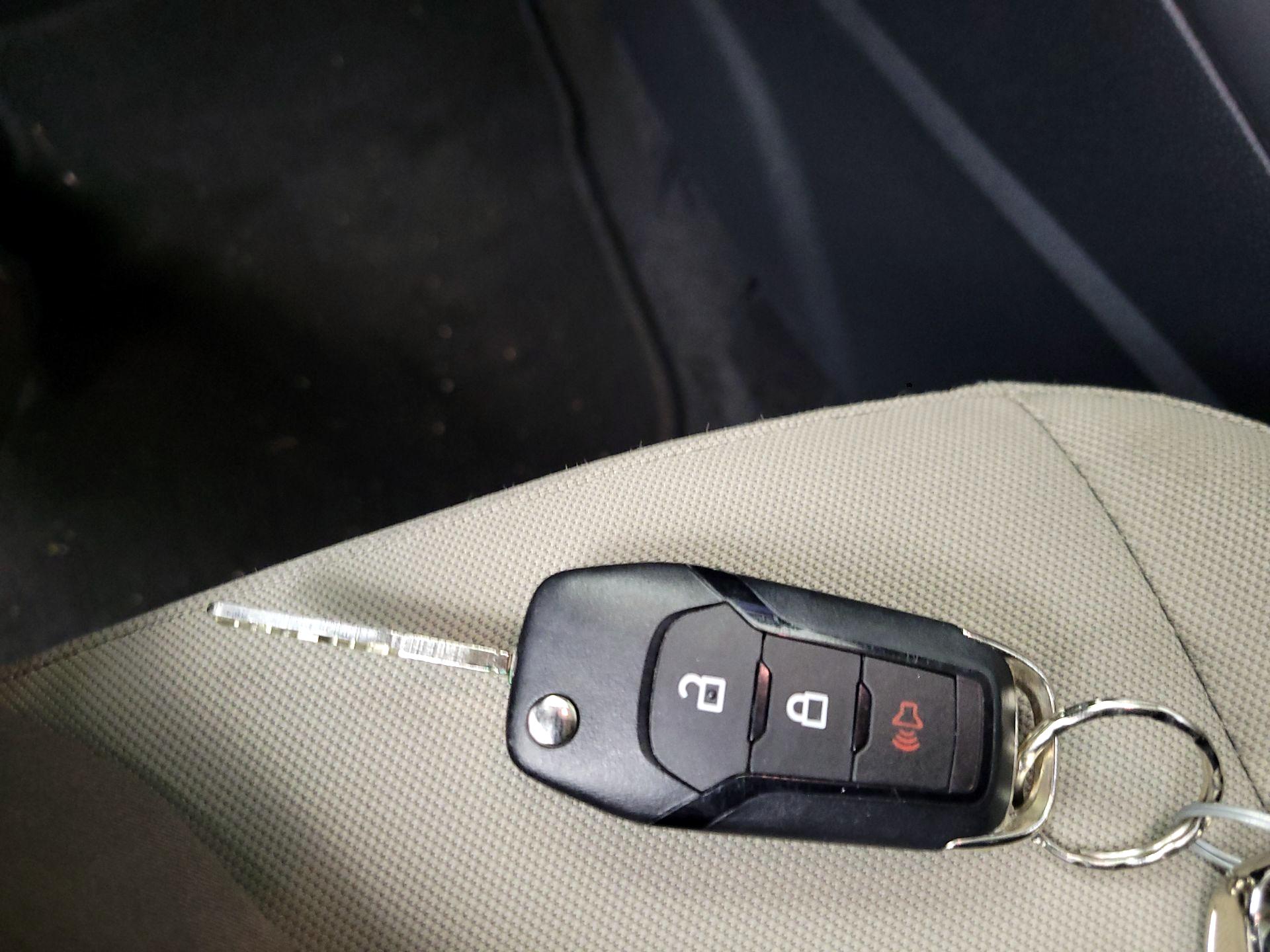 Thumbnail: 2021 Ford EcoSport - 20