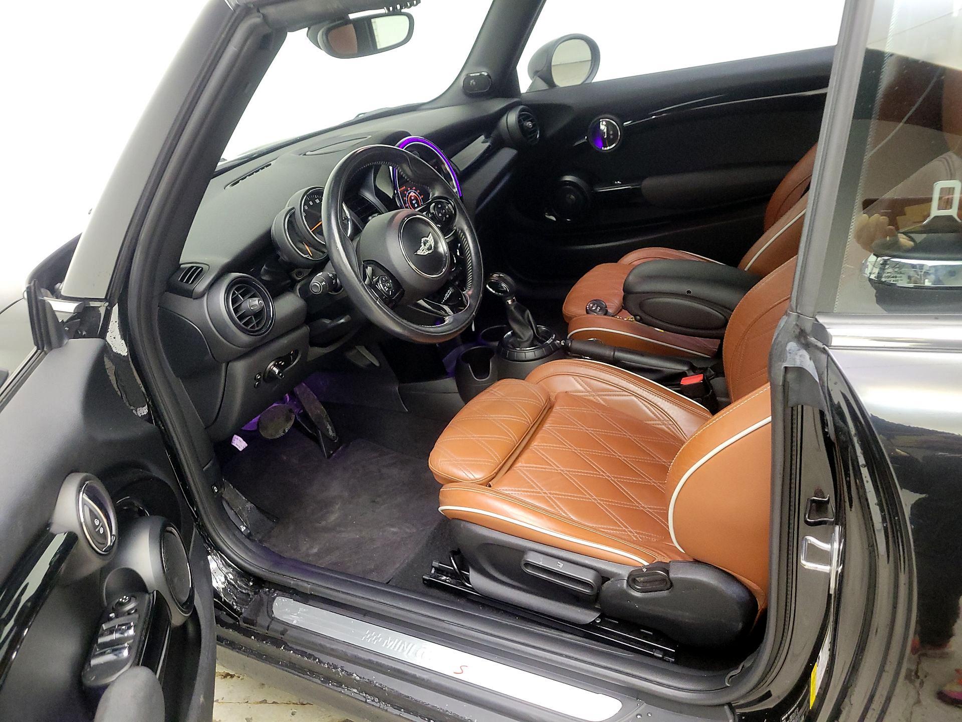 Thumbnail: 2016 MINI Cooper - 11