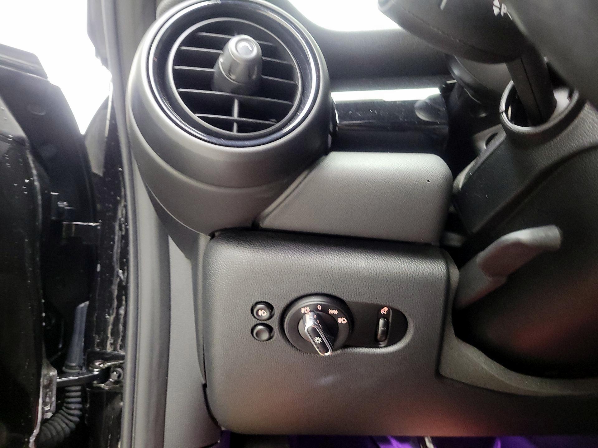 Thumbnail: 2016 MINI Cooper - 13