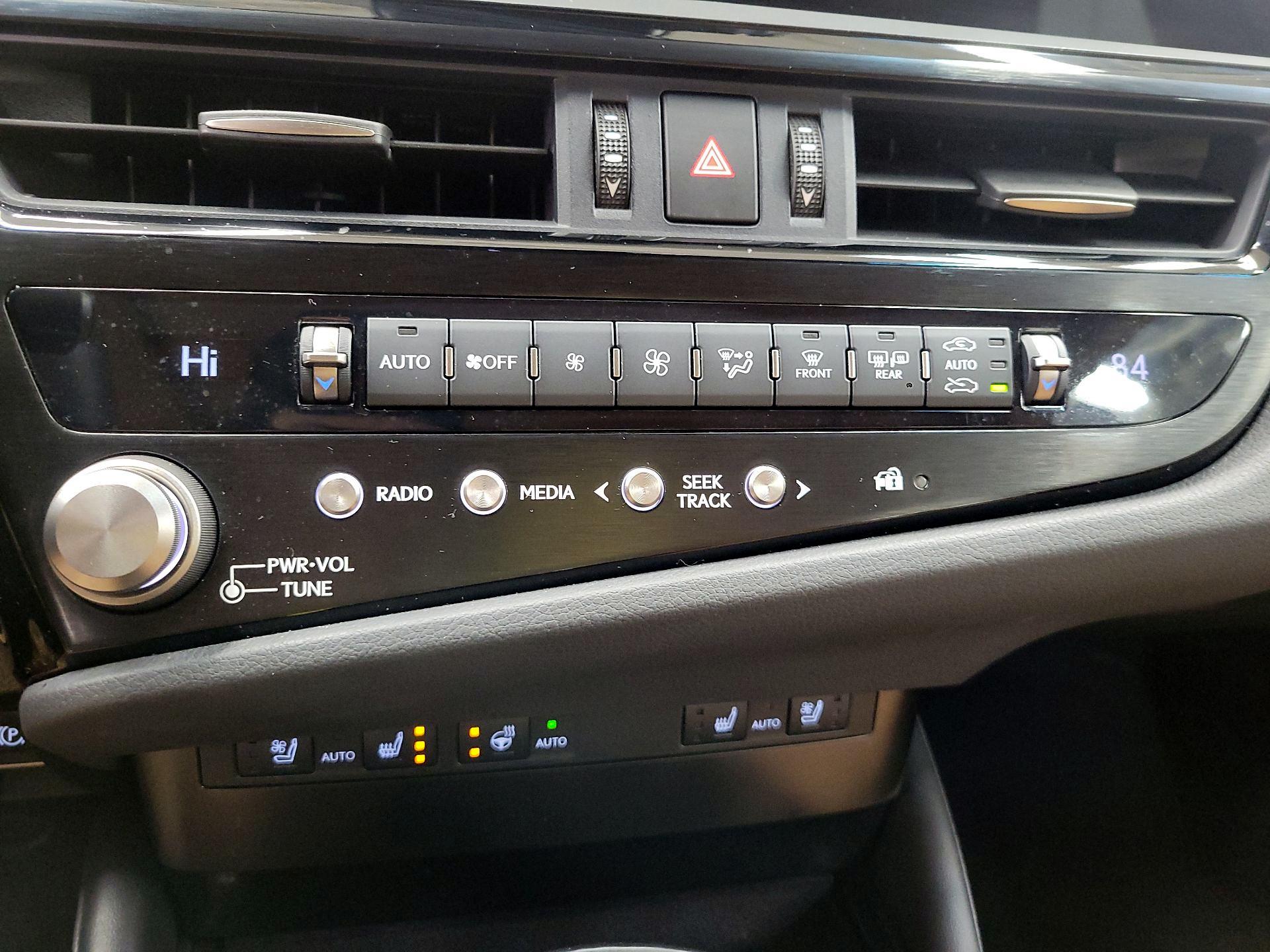 Thumbnail: 2024 Lexus ES - 15