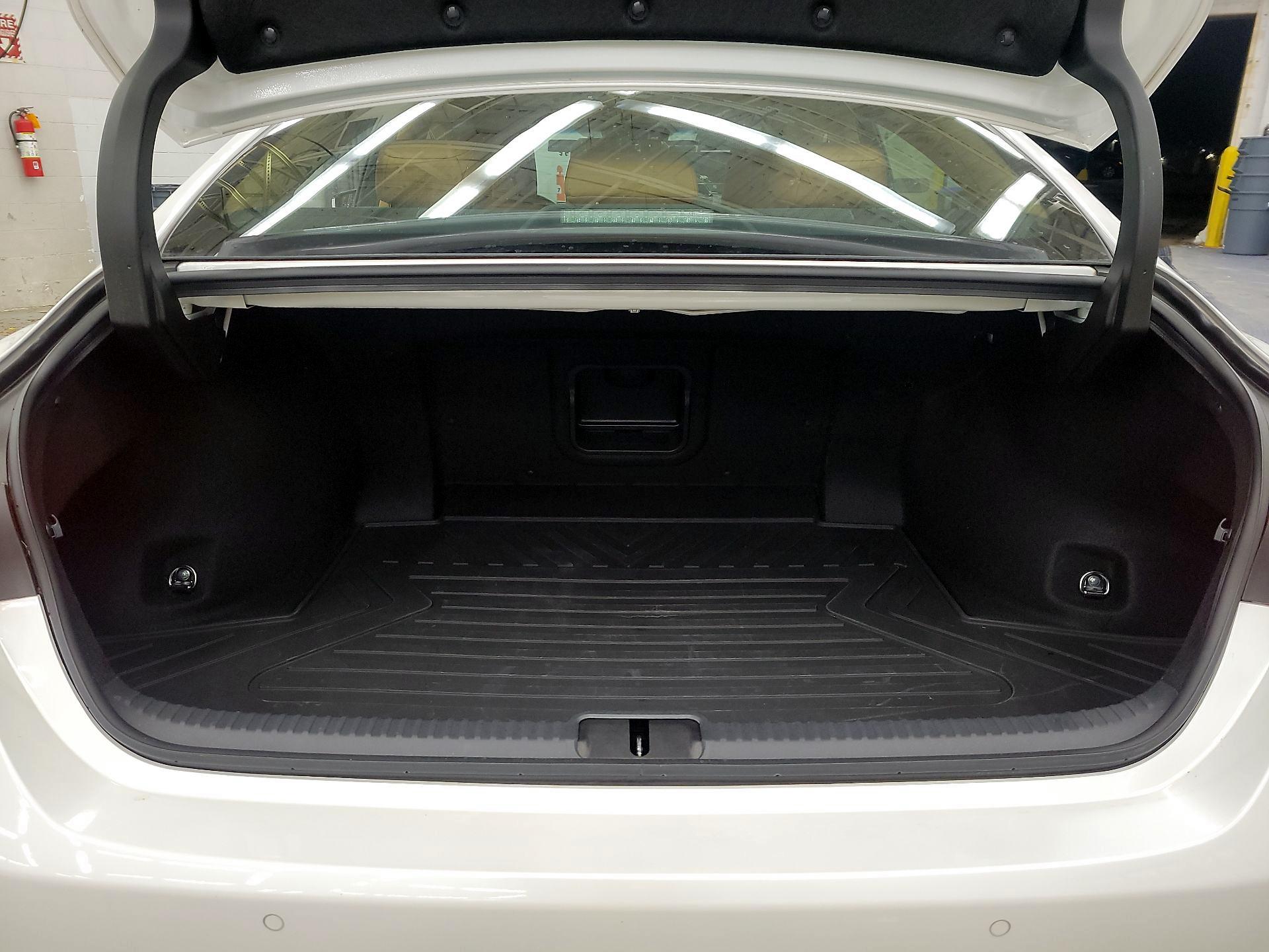 Thumbnail: 2024 Lexus ES - 20