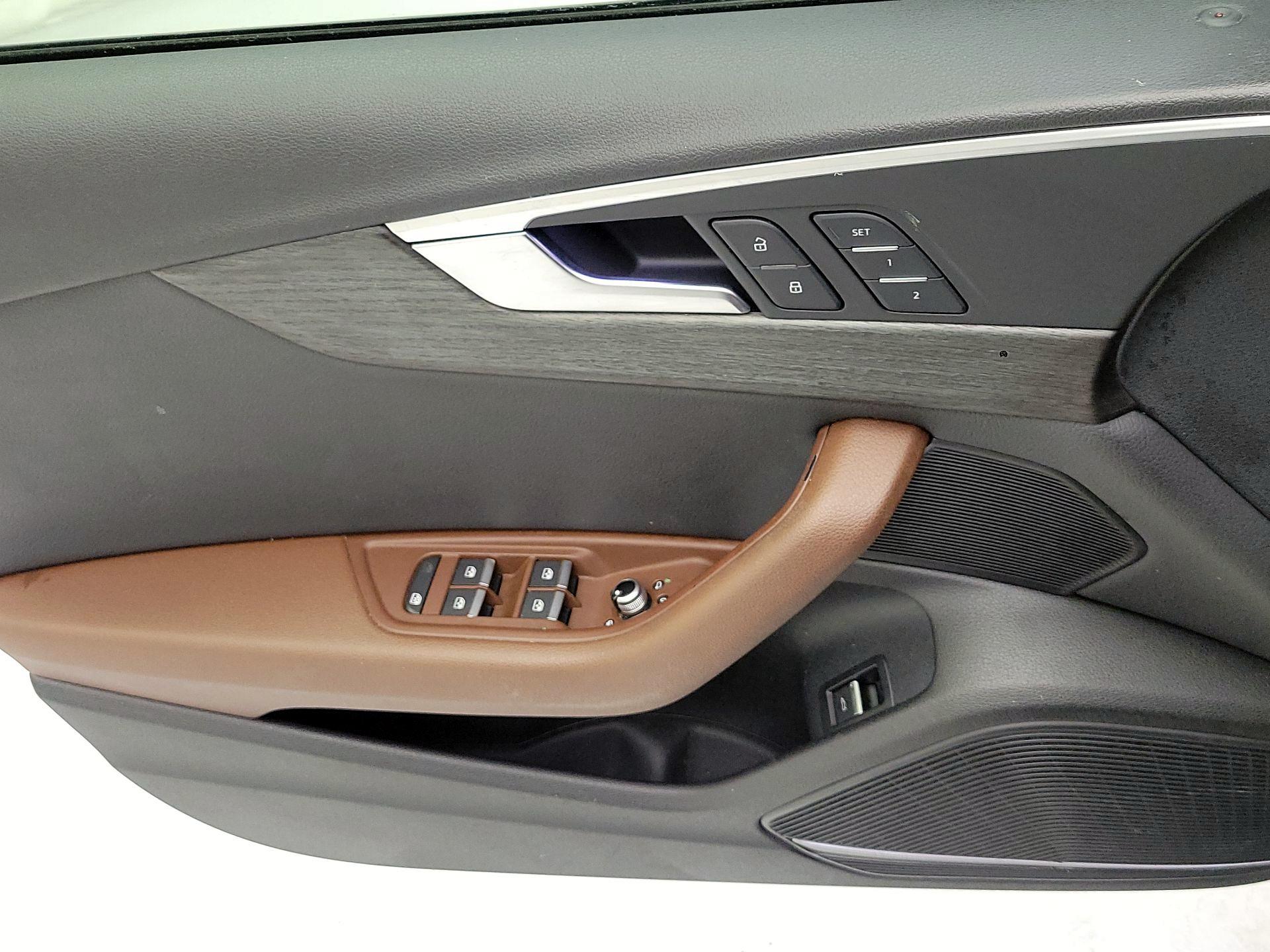 Thumbnail: 2017 Audi A4 - 10