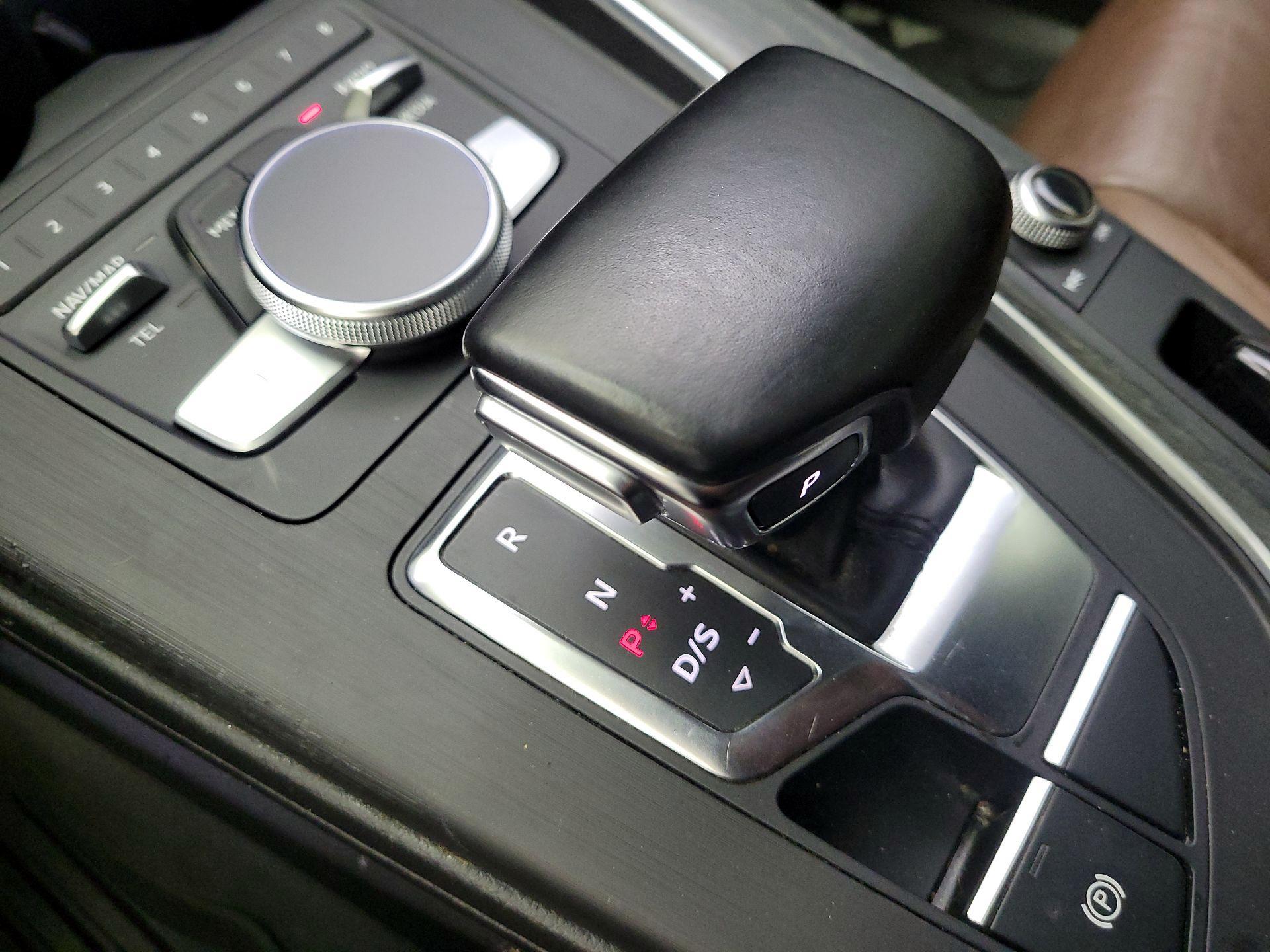 Thumbnail: 2017 Audi A4 - 16