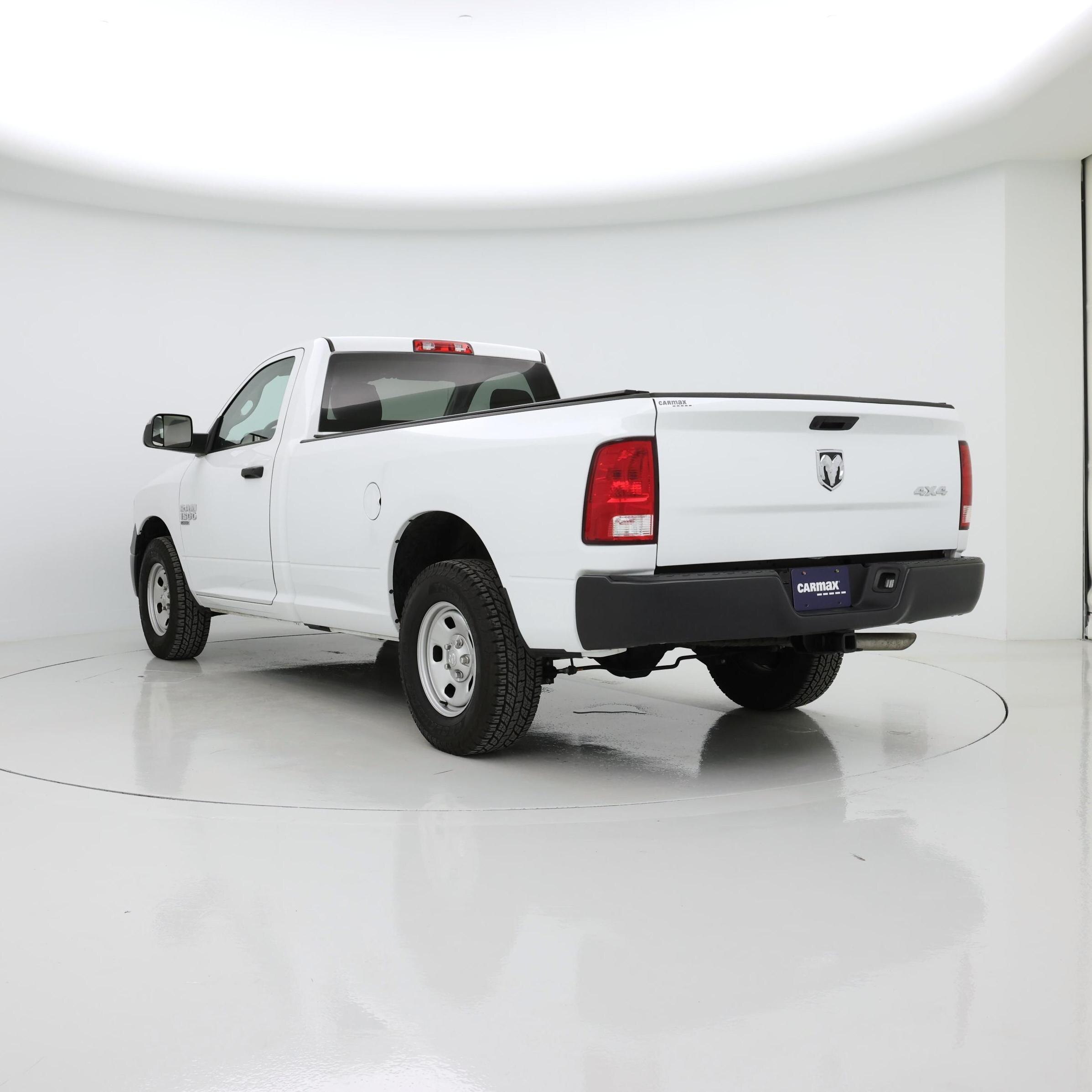 Thumbnail: 2023 RAM 1500 Classic - 2