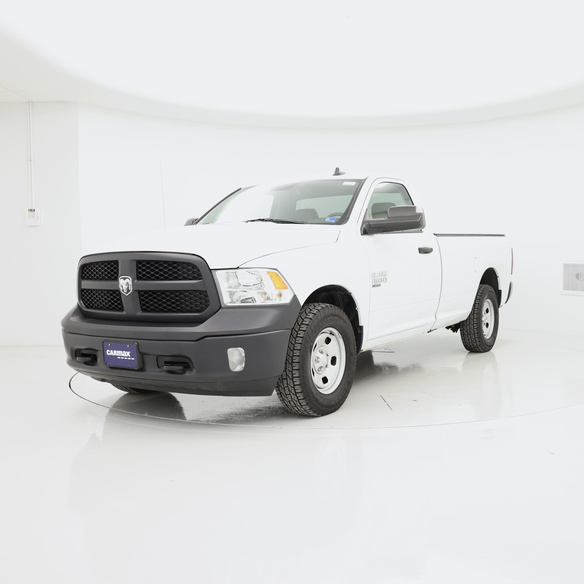 Thumbnail: 2023 RAM 1500 Classic - 4