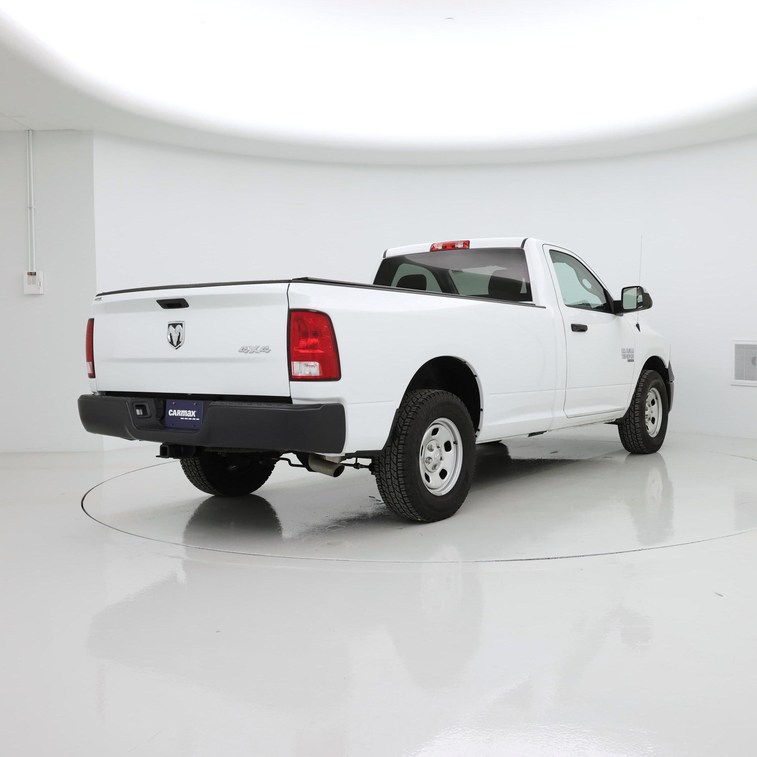 Thumbnail: 2023 RAM 1500 Classic - 8