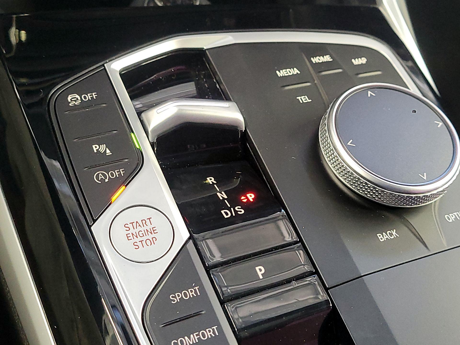 Thumbnail: 2023 BMW 3 Series - 16