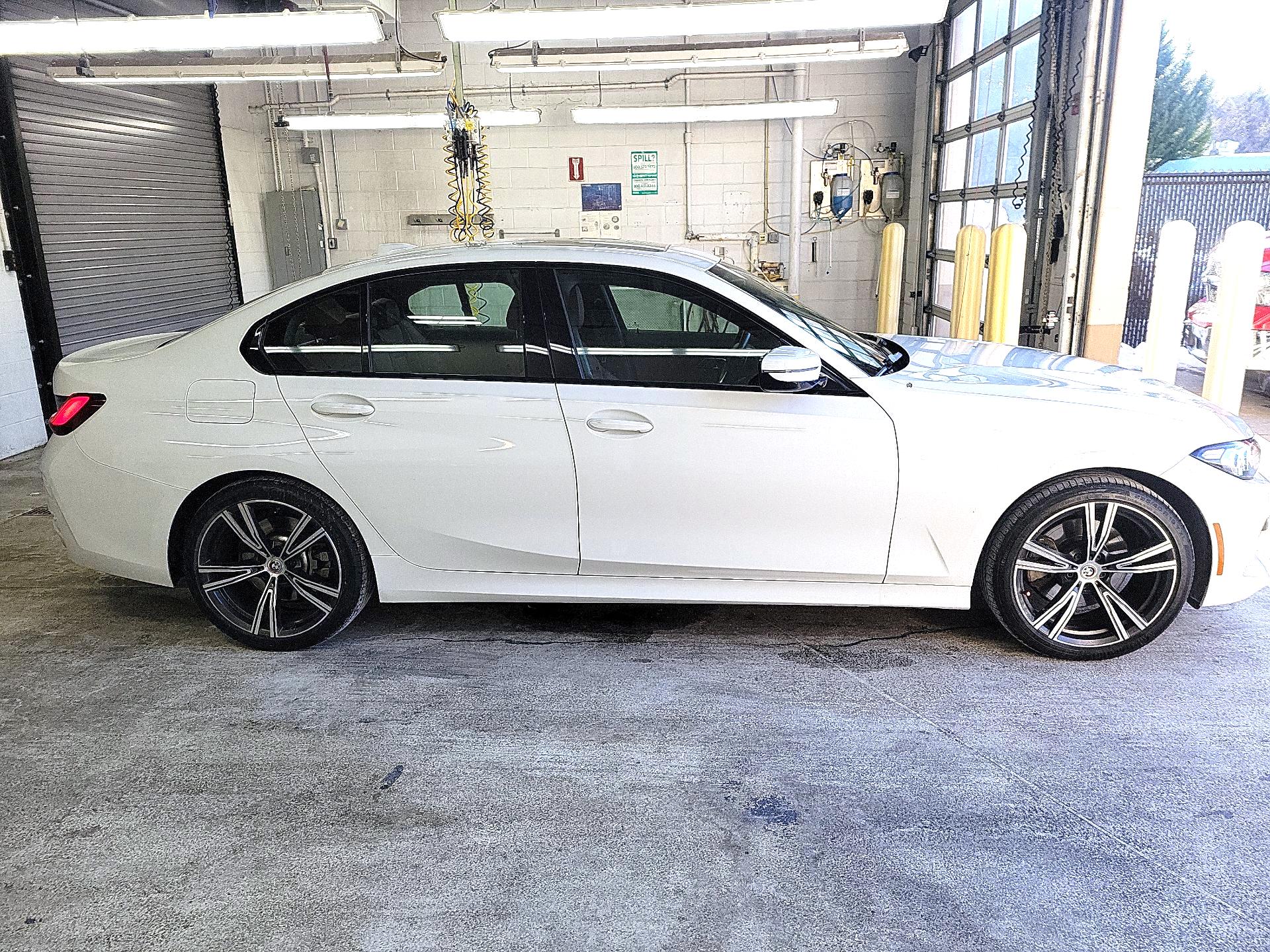 Thumbnail: 2023 BMW 3 Series - 4