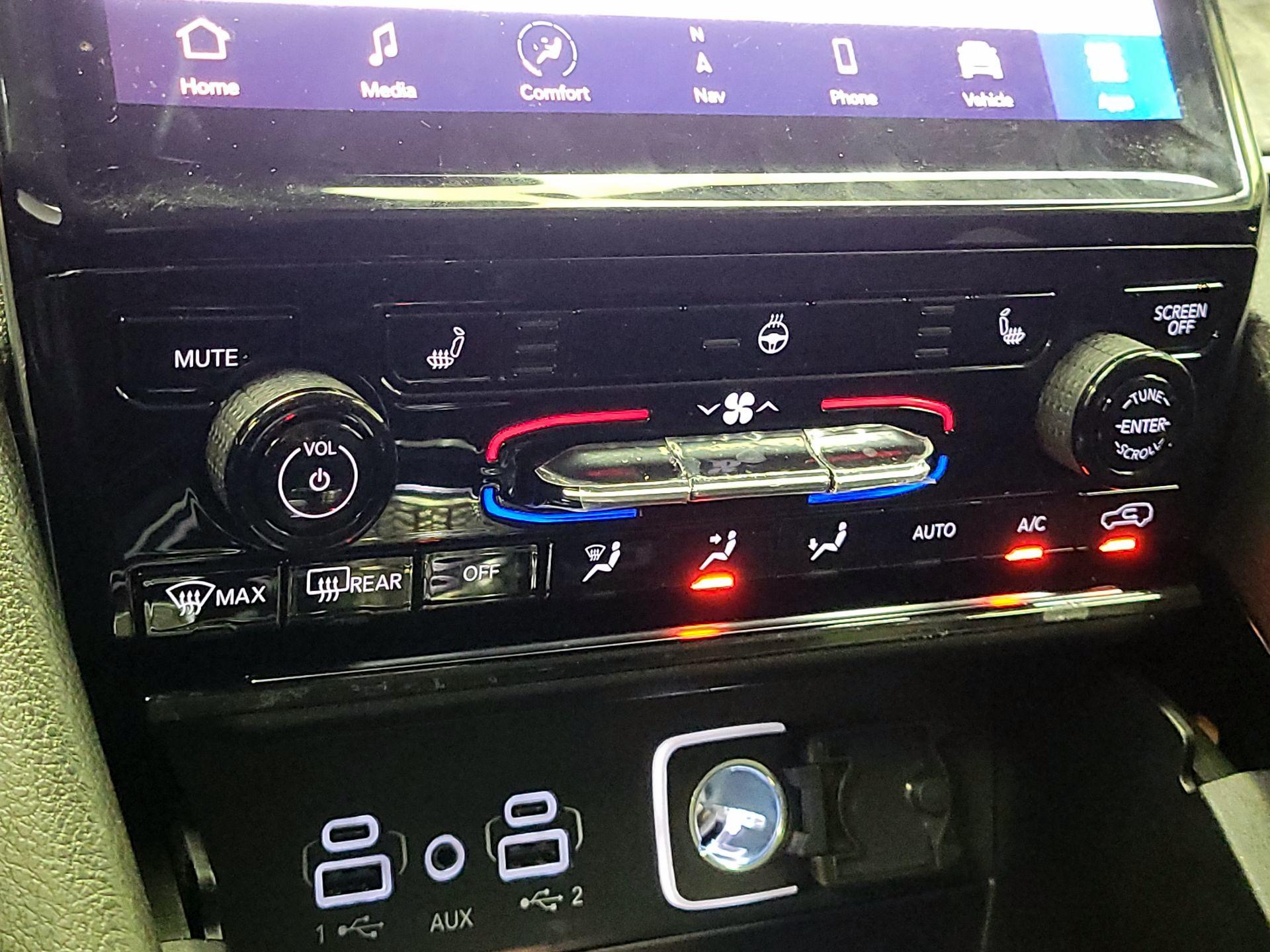 Thumbnail: 2023 Jeep Grand Cherokee - 17