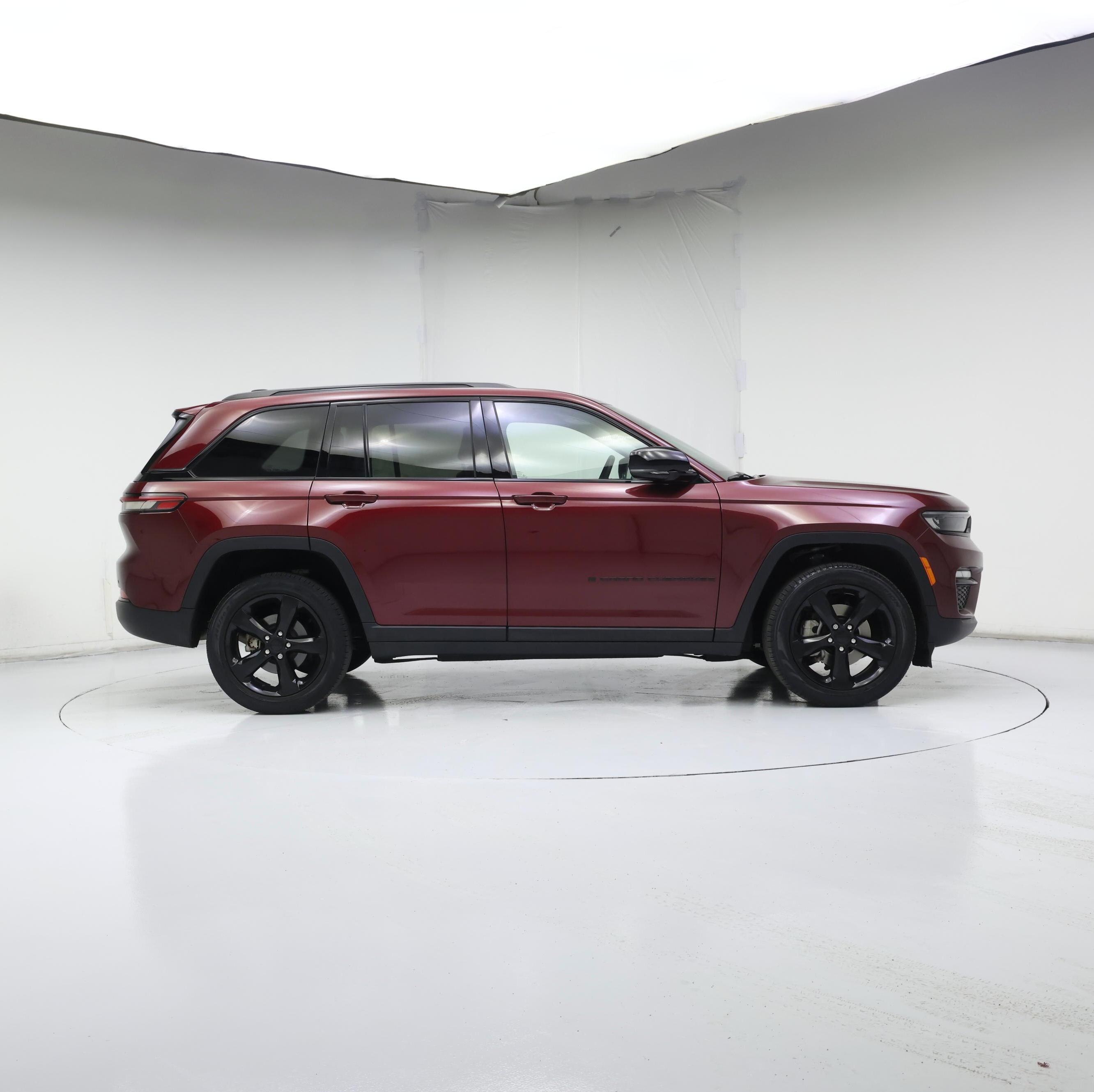 Thumbnail: 2023 Jeep Grand Cherokee - 7