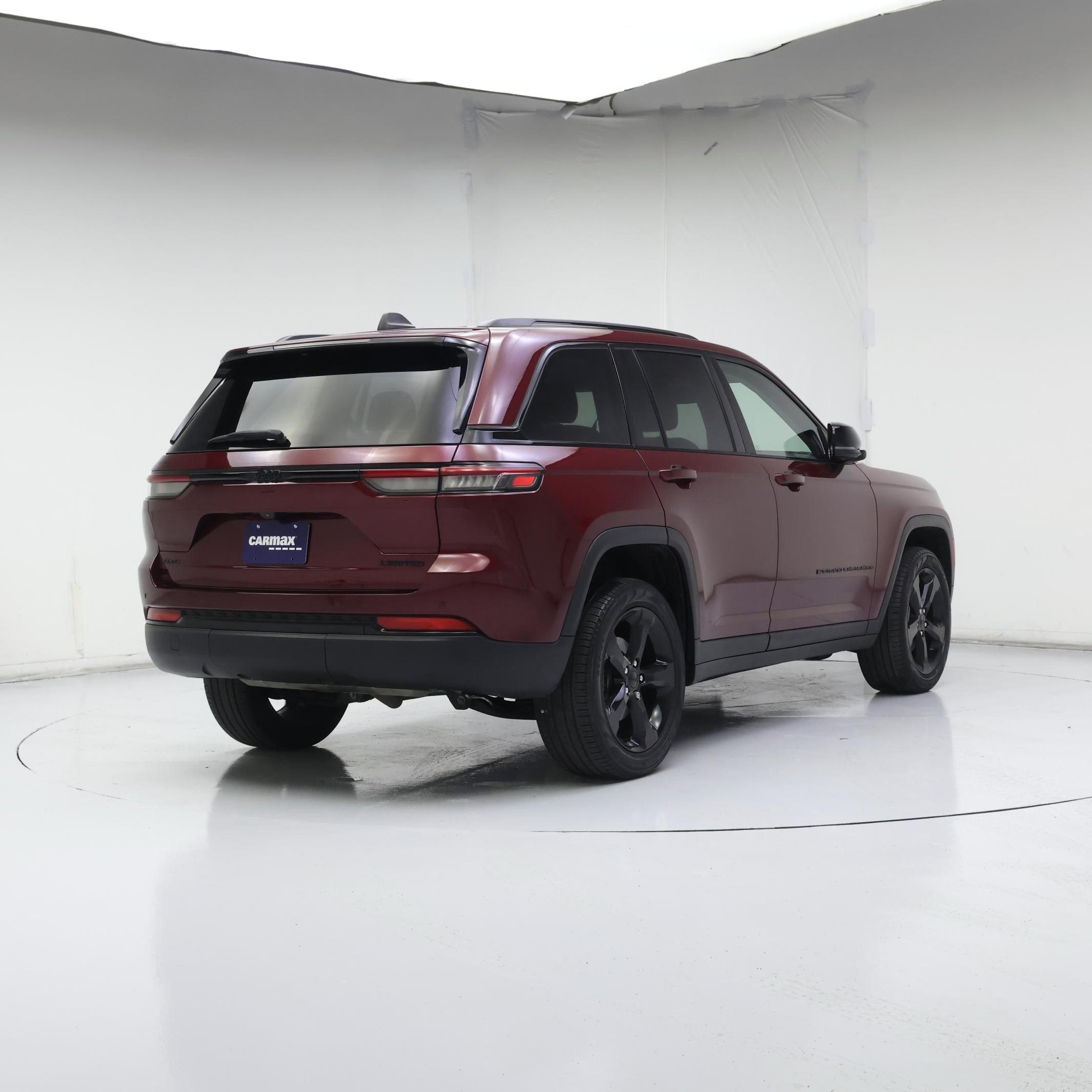 Thumbnail: 2023 Jeep Grand Cherokee - 8