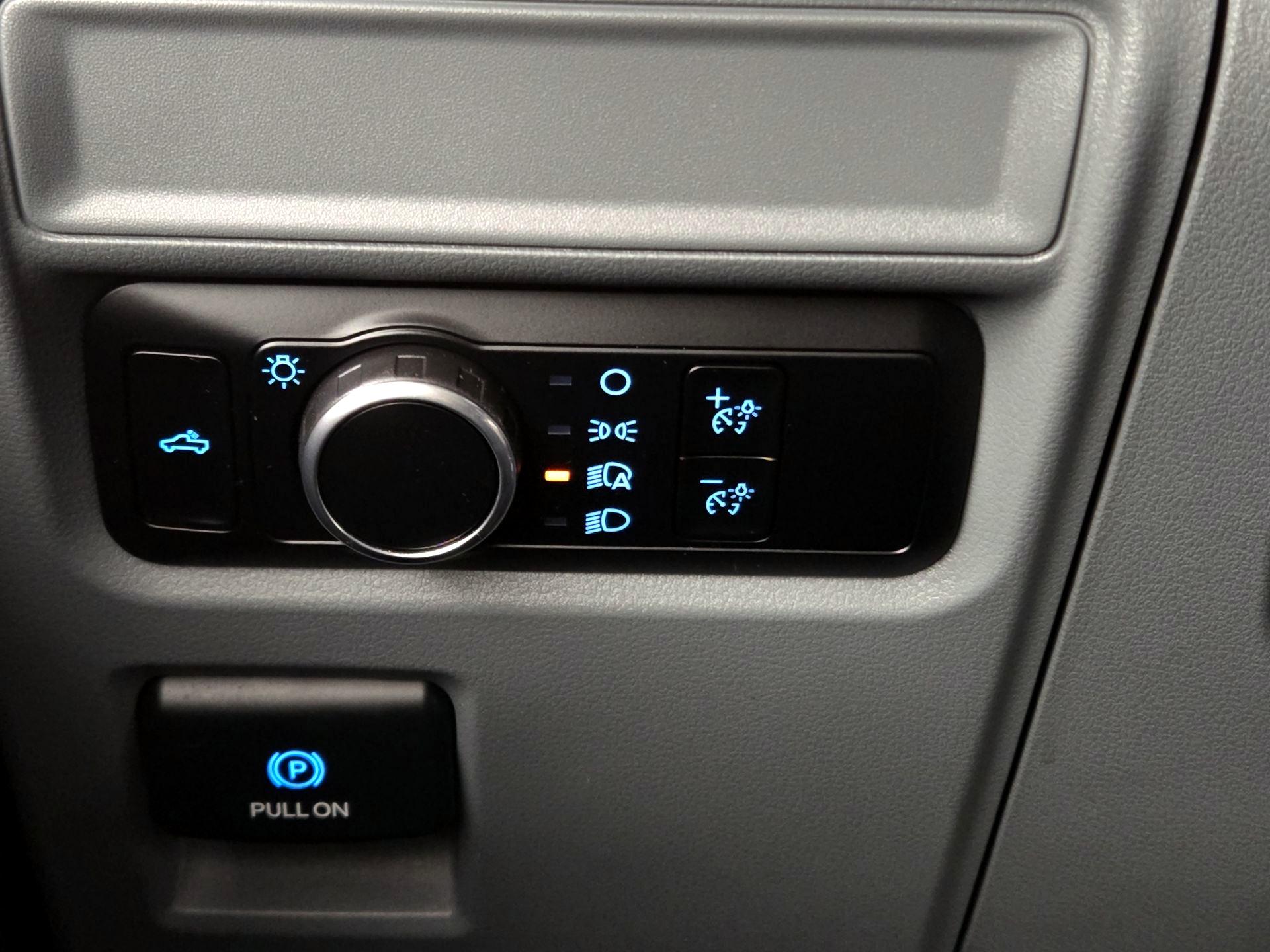 Thumbnail: 2023 Ford F-150 - 13