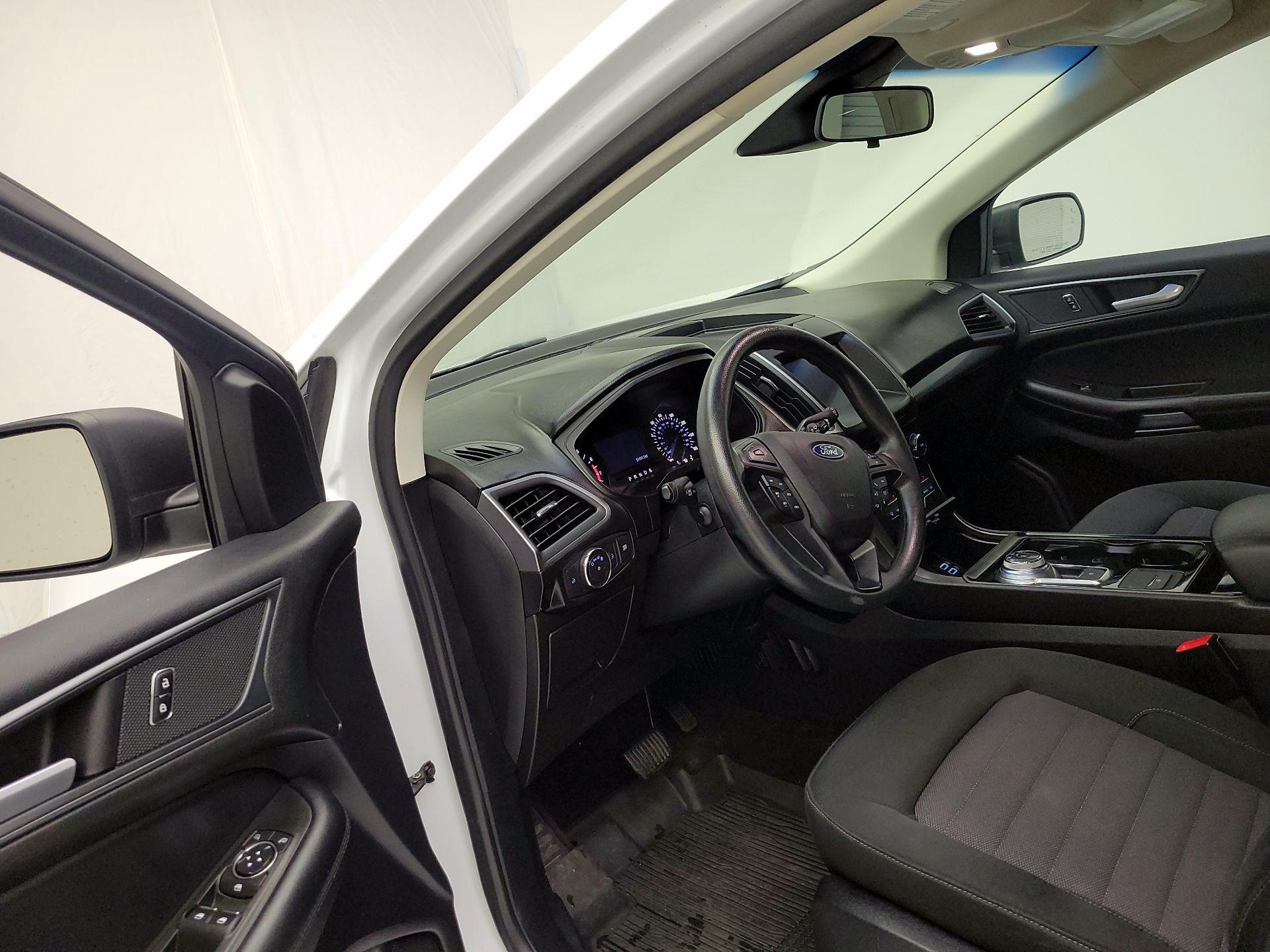 Thumbnail: 2020 Ford Edge - 9