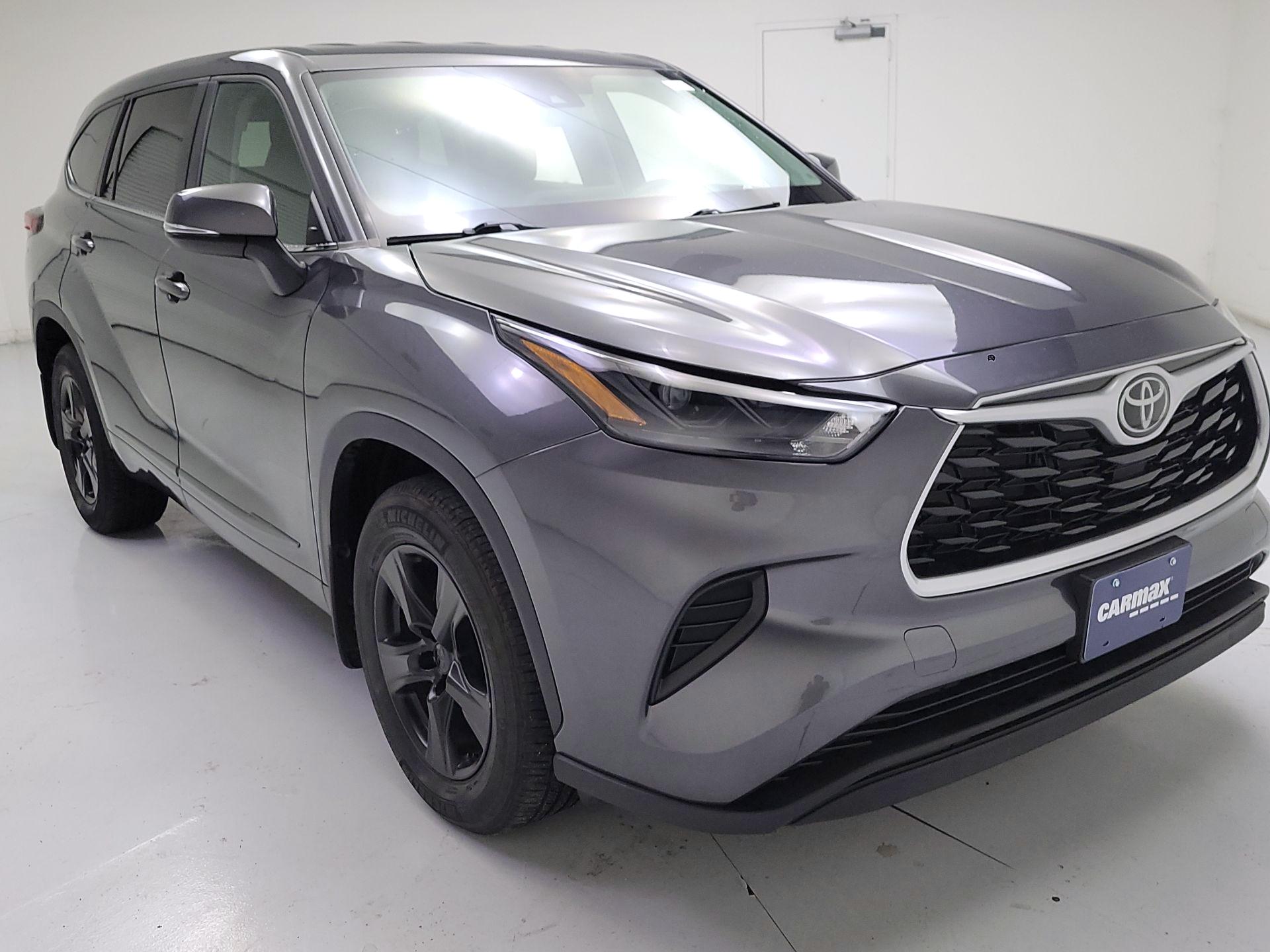 Thumbnail: 2023 Toyota Highlander - 1