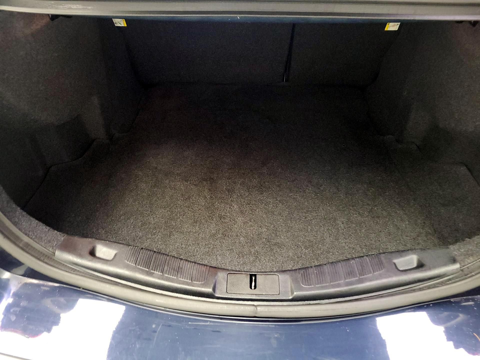 Thumbnail: 2020 Ford Fusion - 18