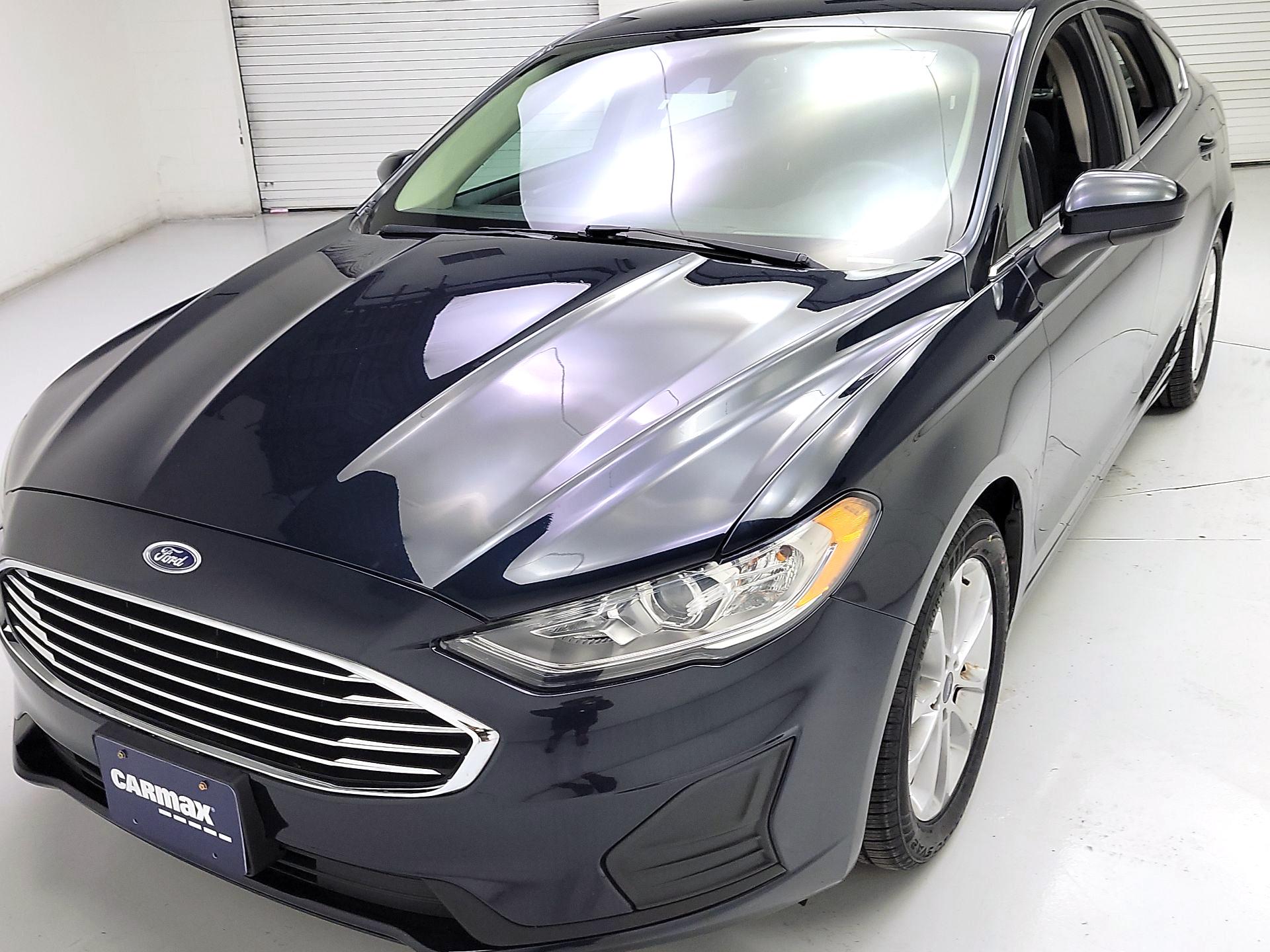 Thumbnail: 2020 Ford Fusion - 3