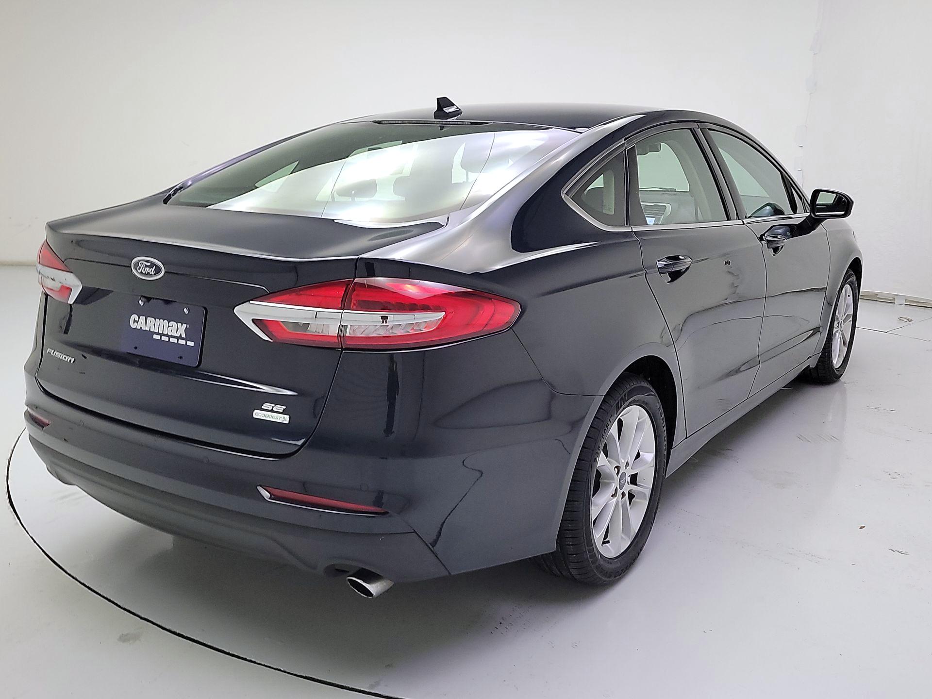 Thumbnail: 2020 Ford Fusion - 5