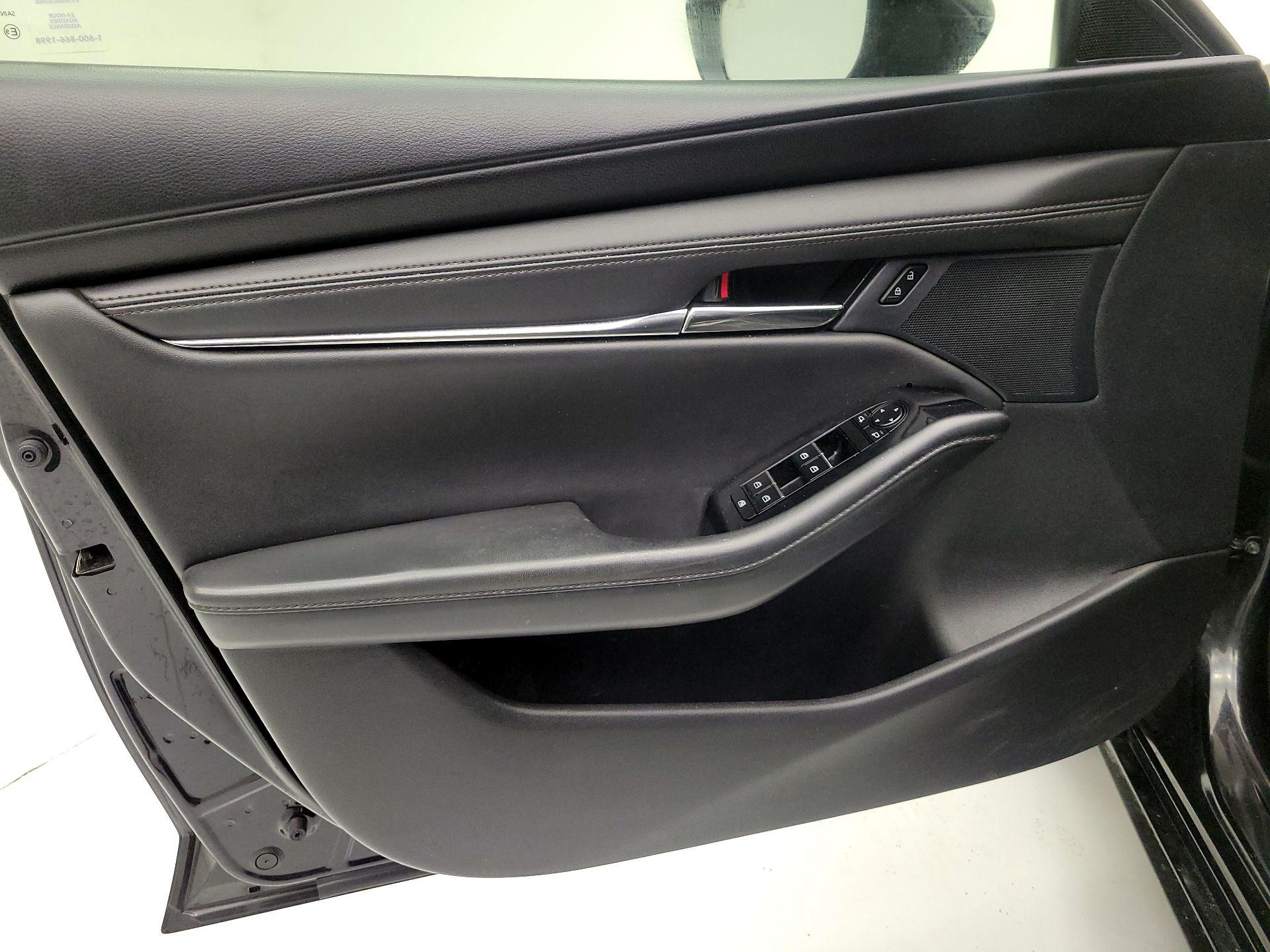 Thumbnail: 2024 Mazda Mazda3 - 10