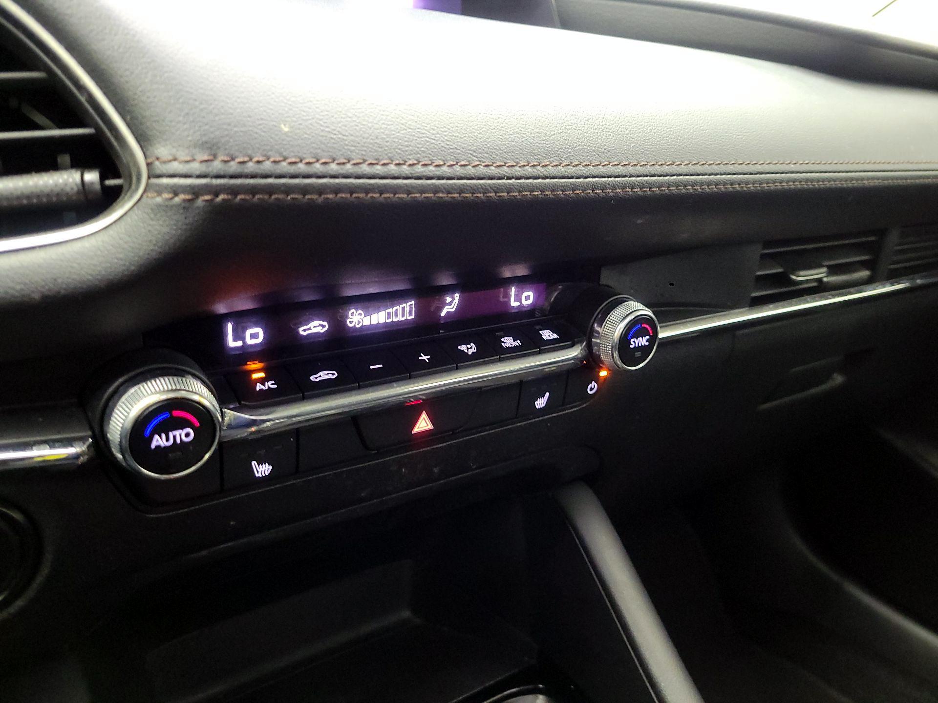 Thumbnail: 2024 Mazda Mazda3 - 15