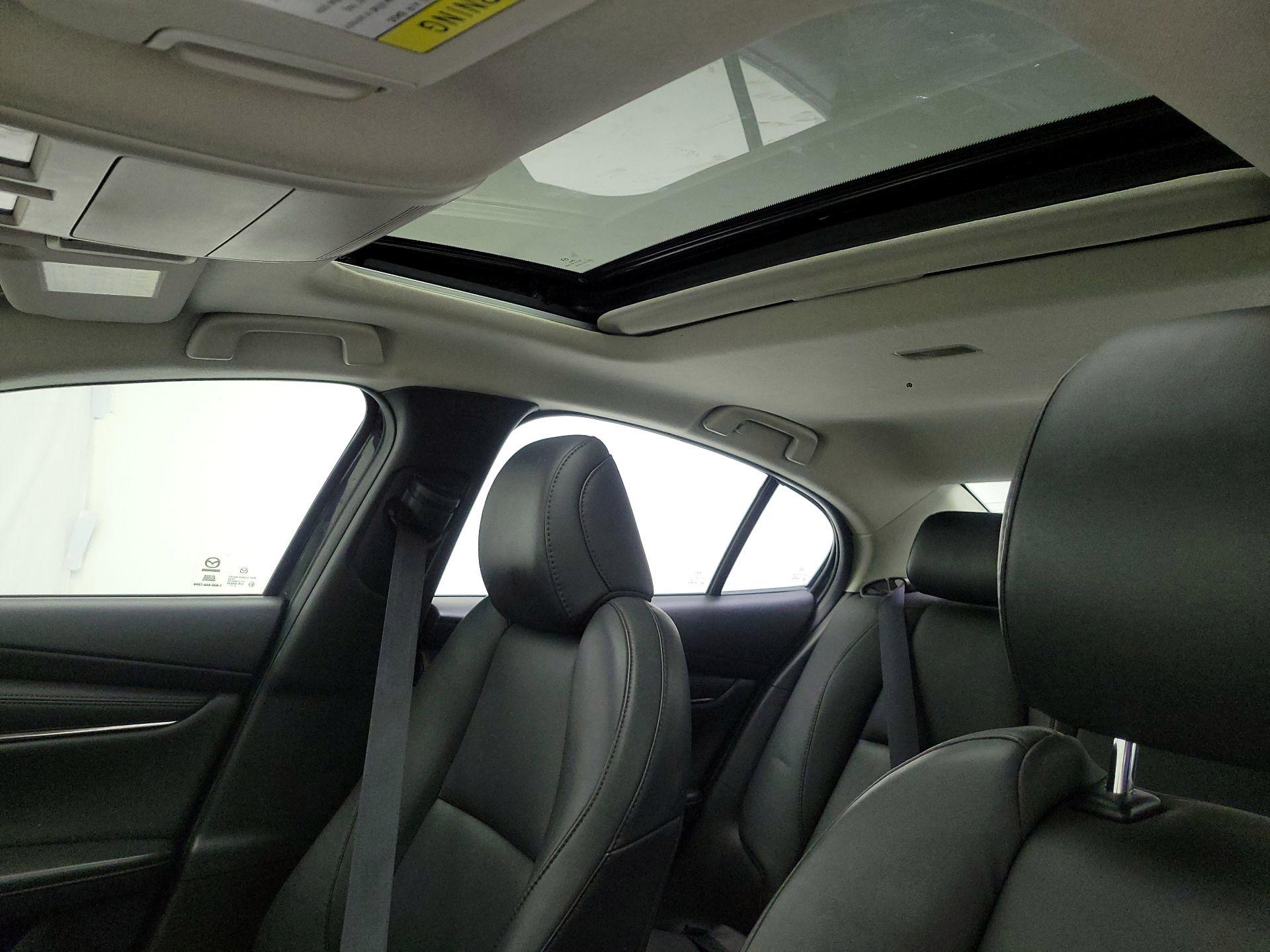 Thumbnail: 2024 Mazda Mazda3 - 18