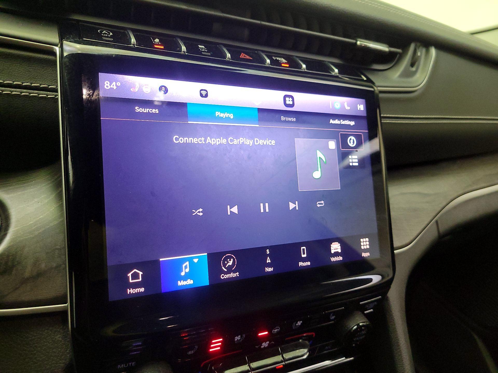 Thumbnail: 2023 Jeep Grand Cherokee - 16