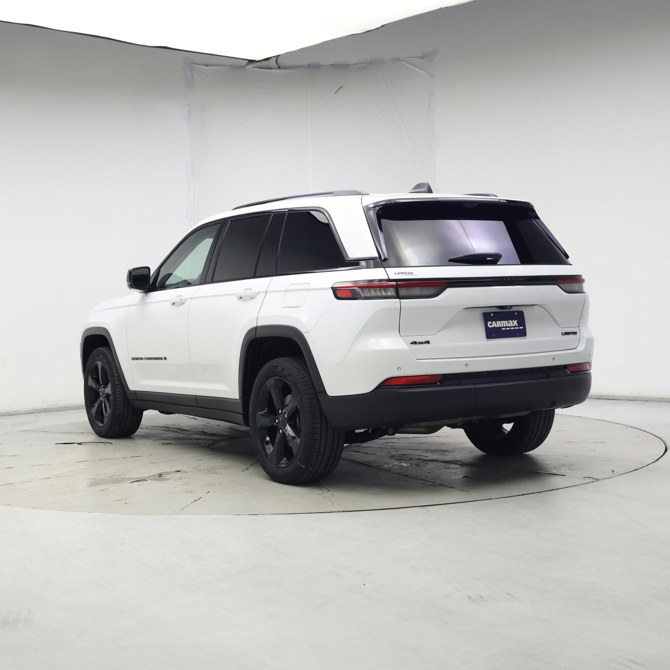 Thumbnail: 2023 Jeep Grand Cherokee - 2