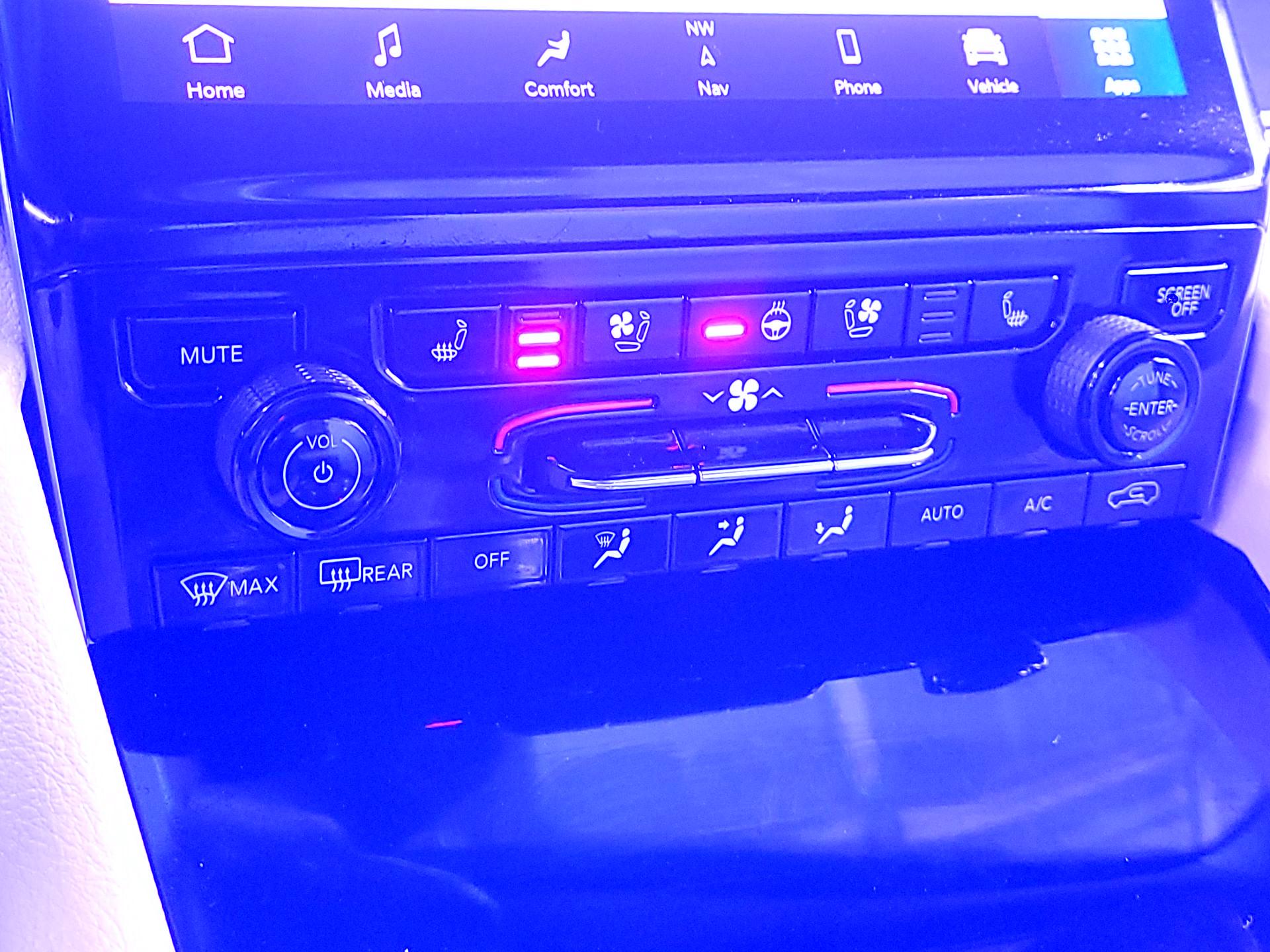 Thumbnail: 2023 Jeep Grand Cherokee - 15