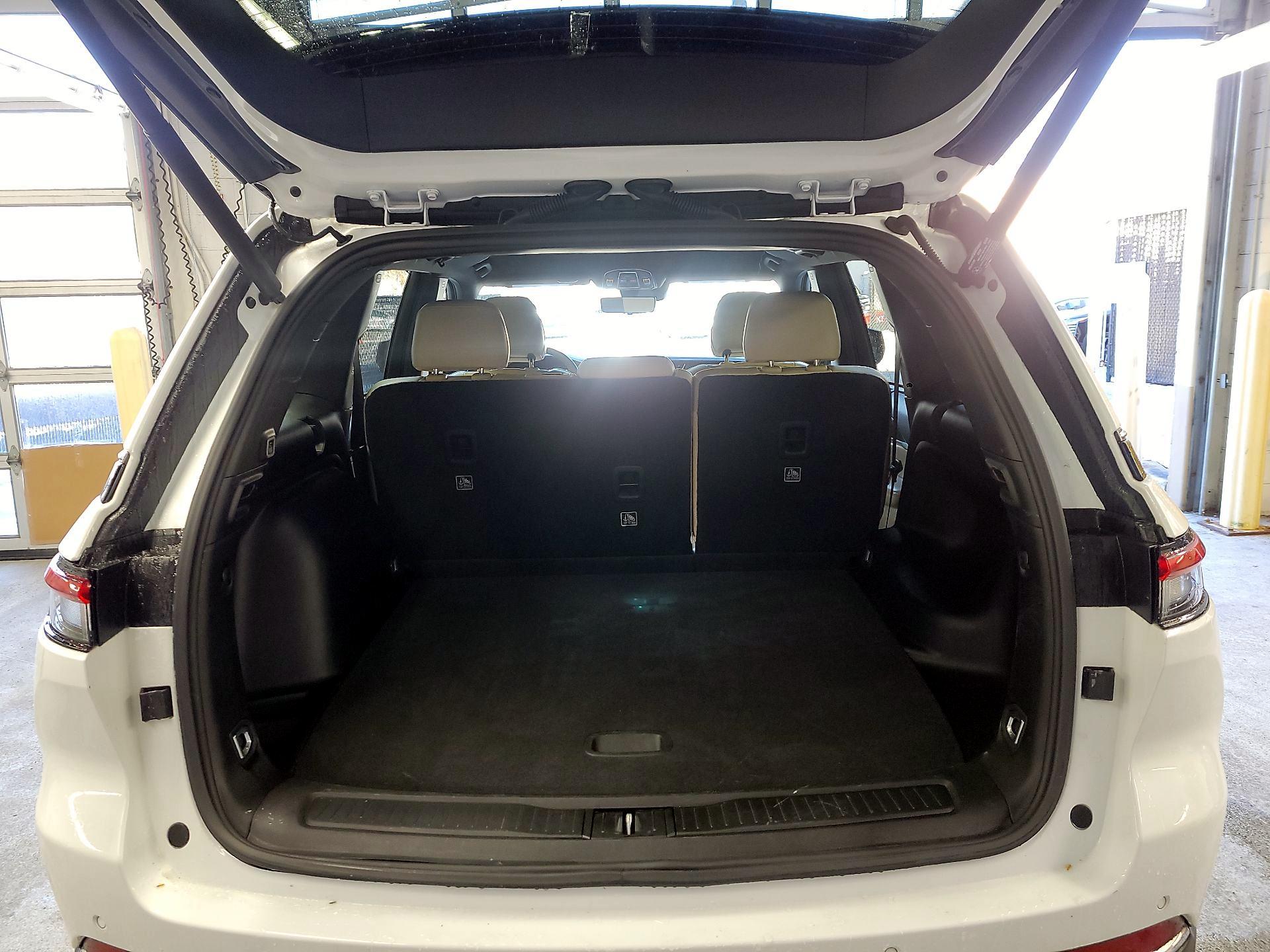 Thumbnail: 2023 Jeep Grand Cherokee - 19