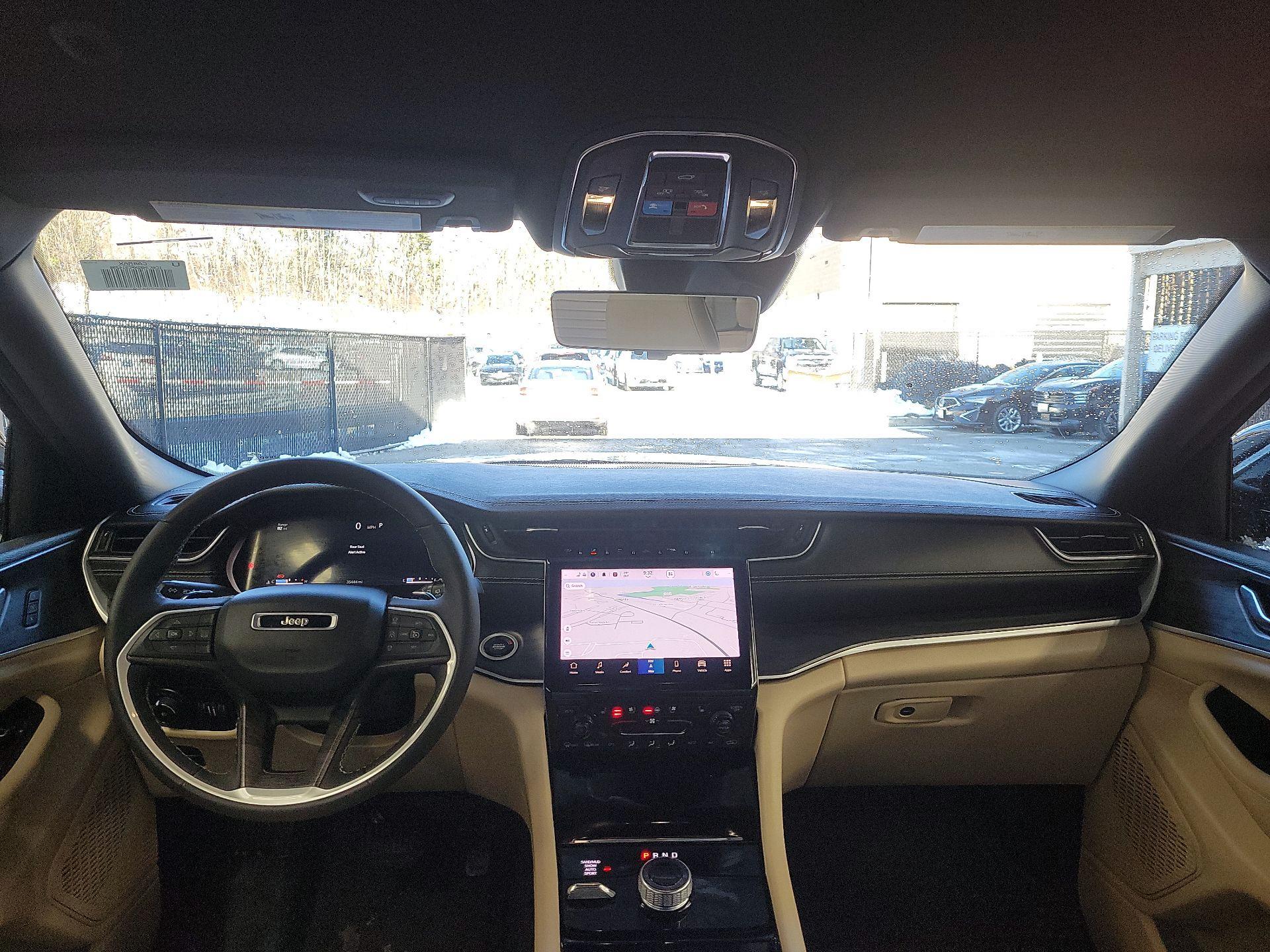 Thumbnail: 2023 Jeep Grand Cherokee - 8