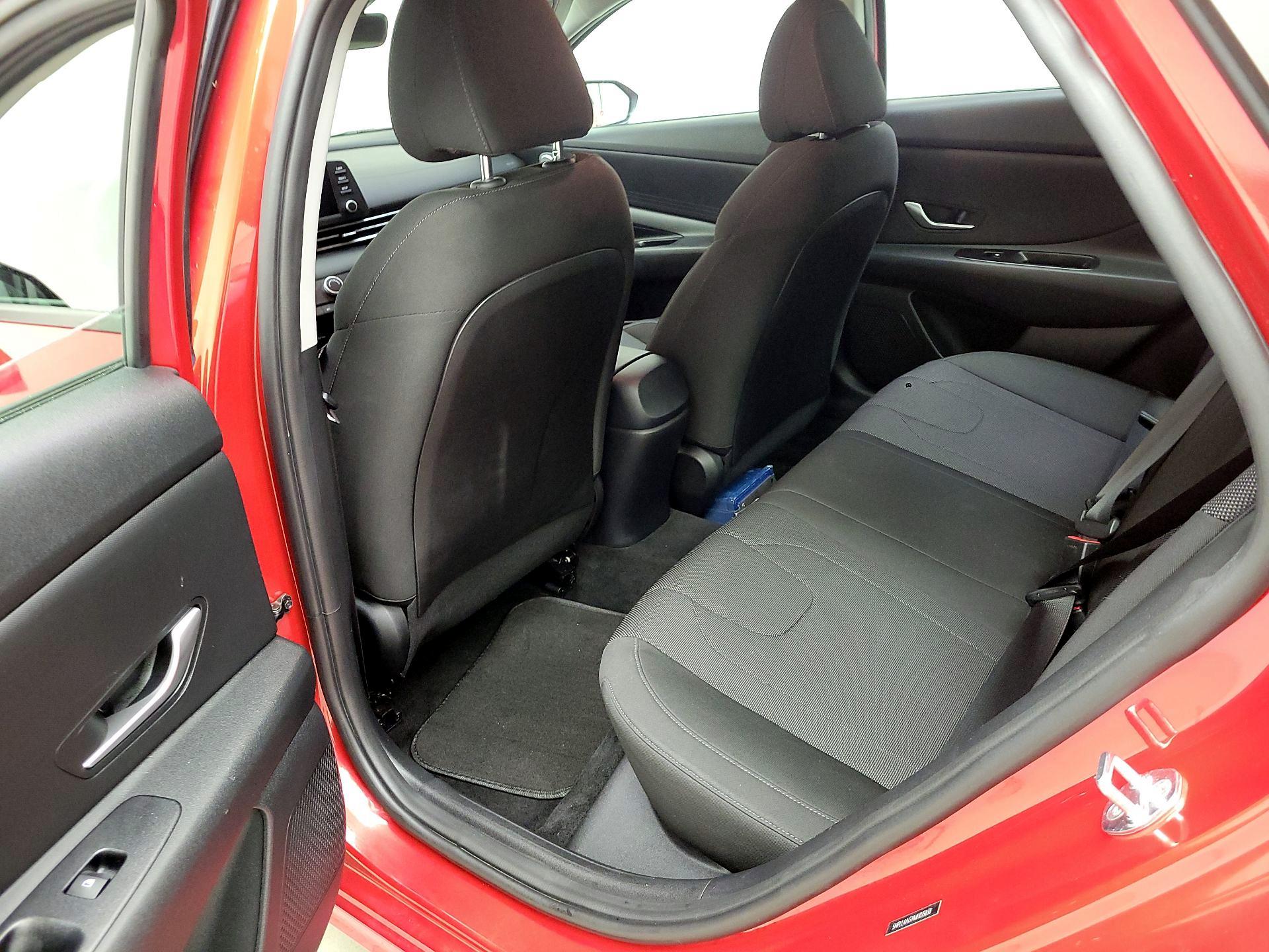 Thumbnail: 2021 Hyundai Elantra - 19