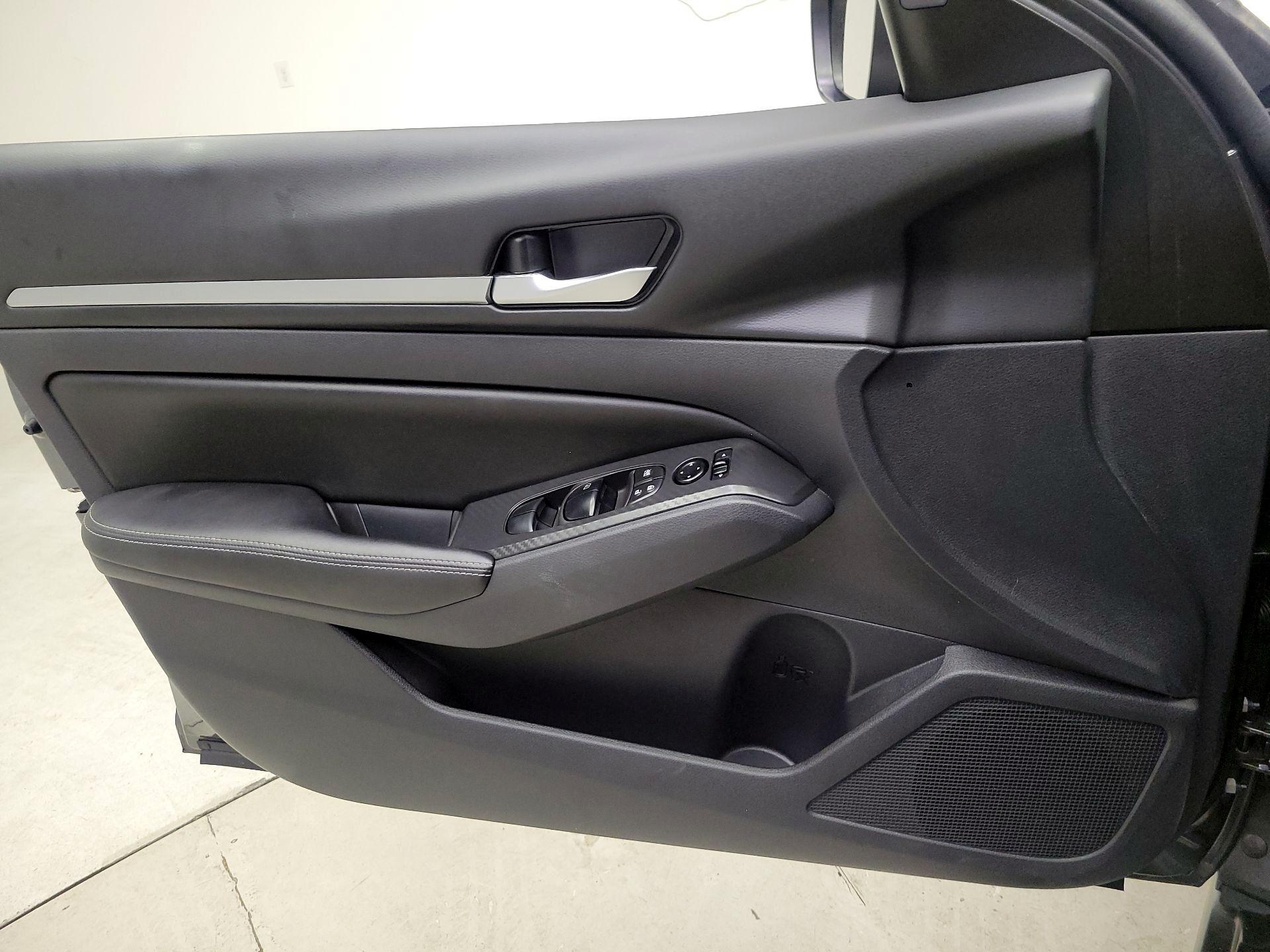 Thumbnail: 2022 Nissan Altima - 12