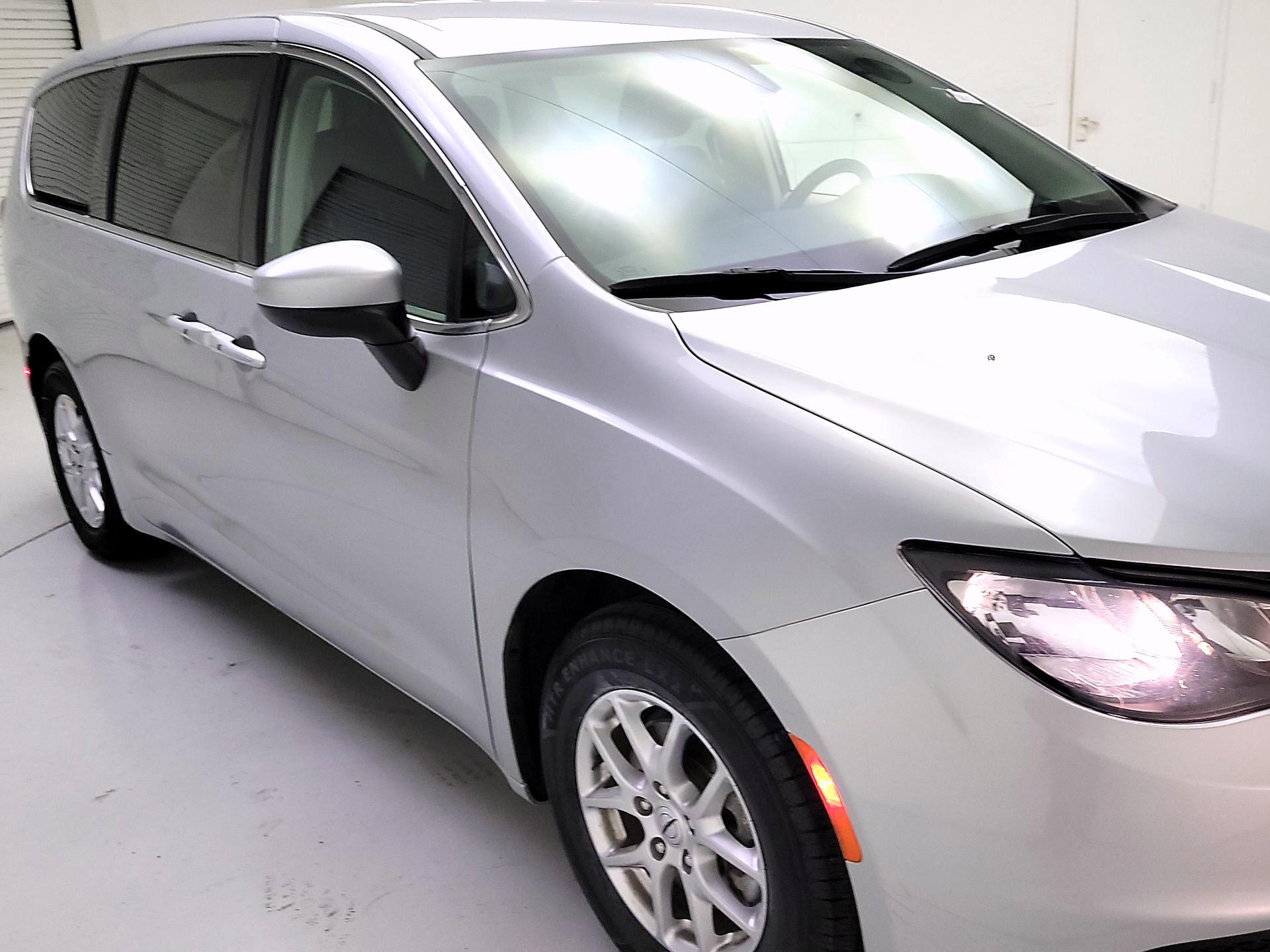 Thumbnail: 2023 Chrysler Voyager - 1