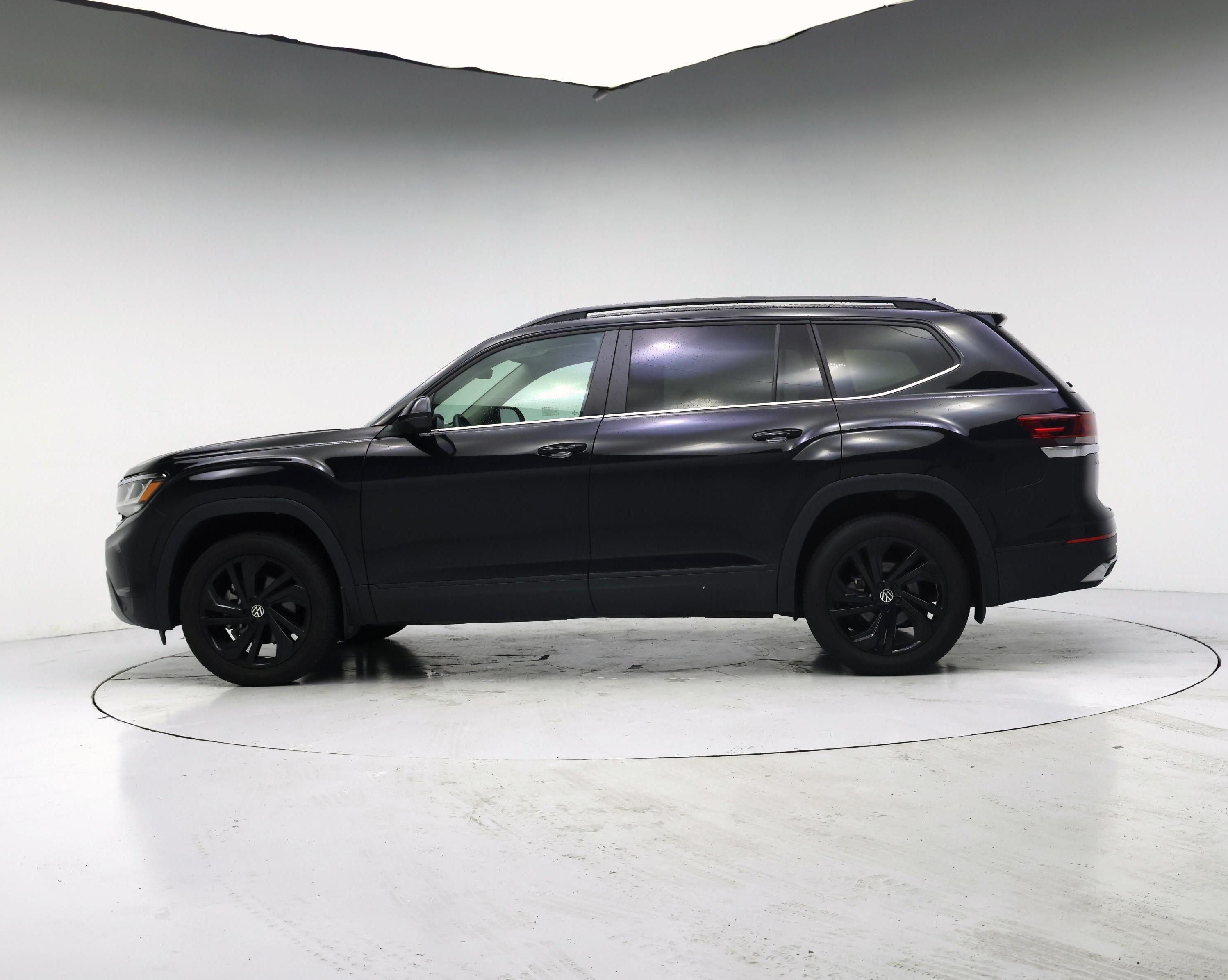 Thumbnail: 2022 Volkswagen Atlas - 3