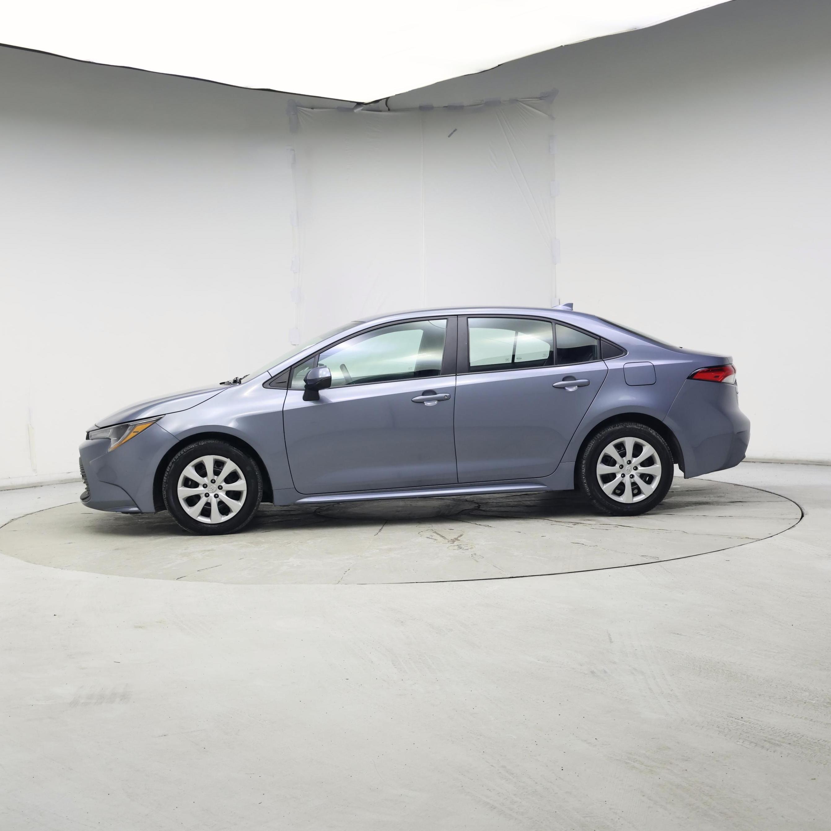 Thumbnail: 2024 Toyota Corolla - 3