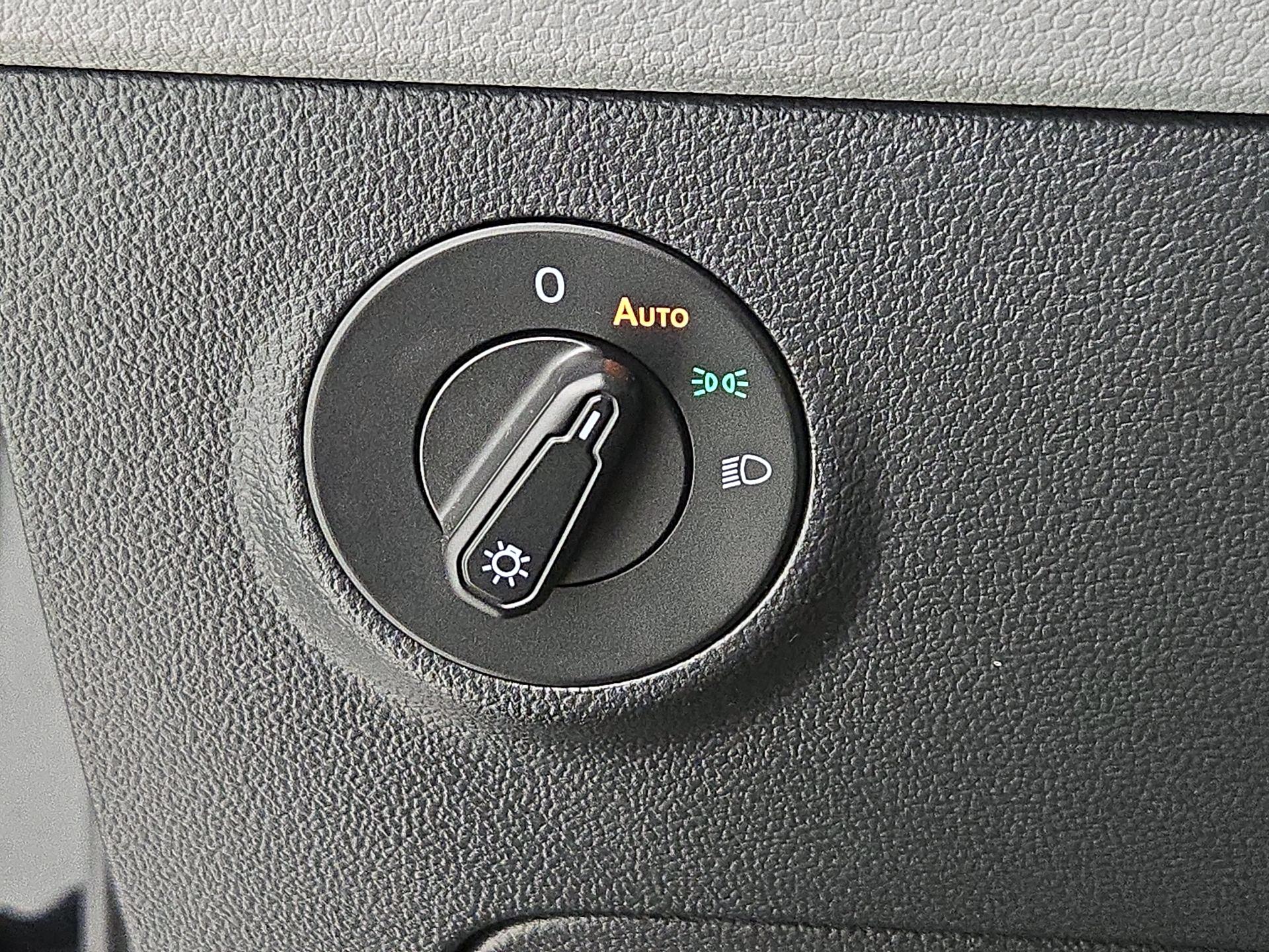 Thumbnail: 2023 Volkswagen Taos - 13