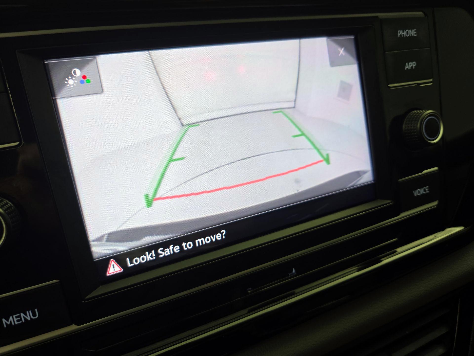 Thumbnail: 2023 Volkswagen Taos - 14